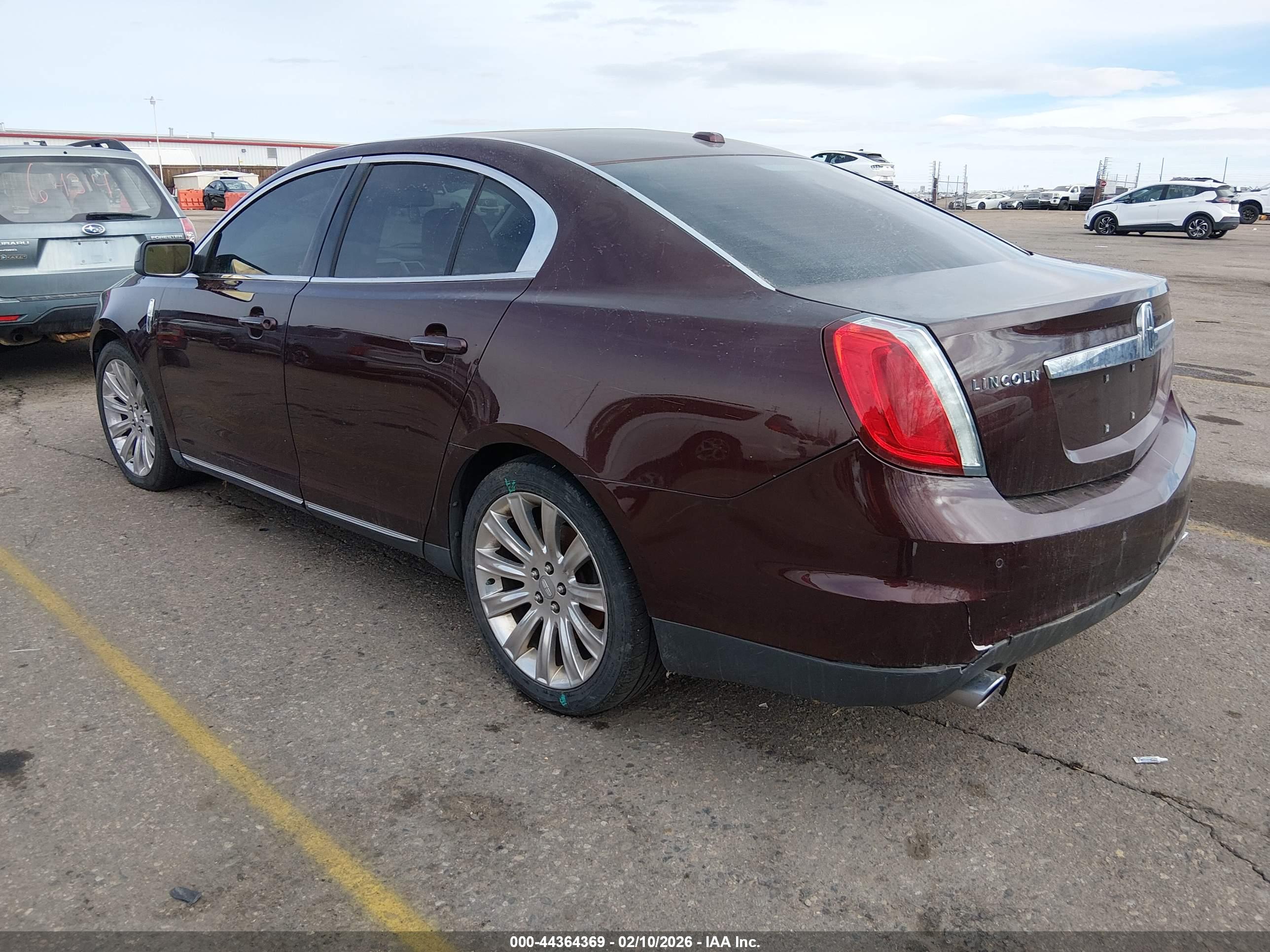 LINCOLN MKS image 3