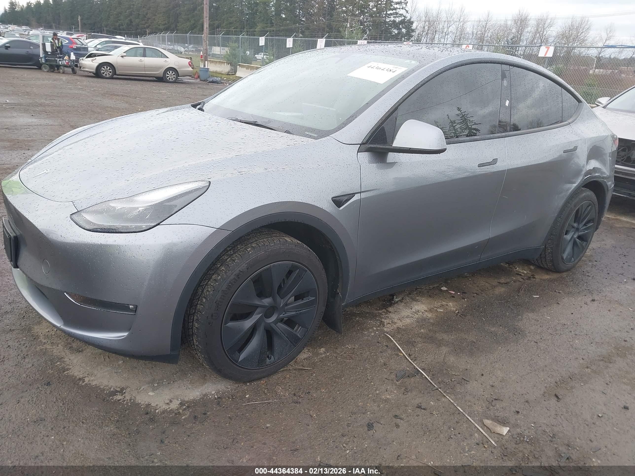 TESLA MODEL image 2