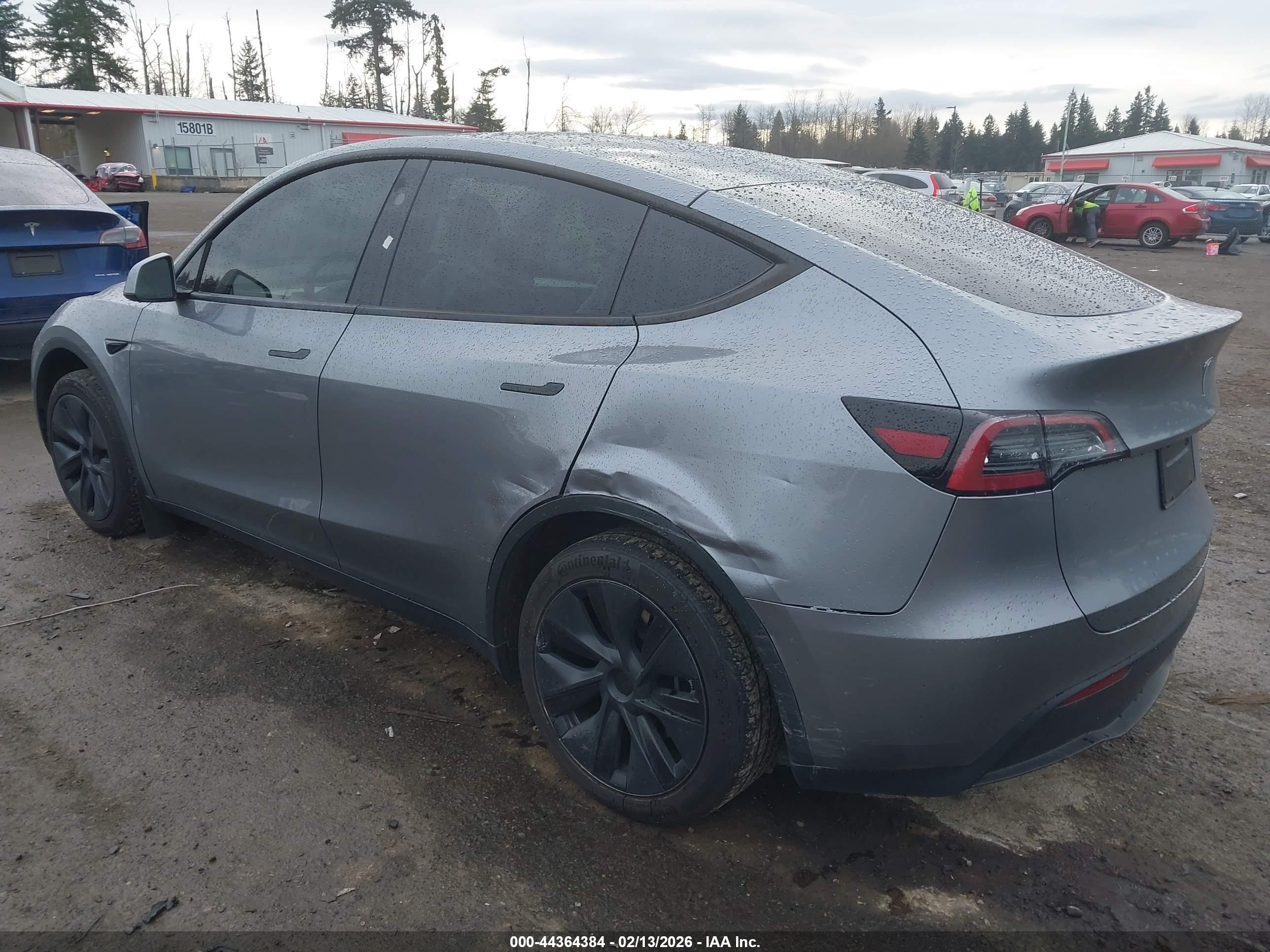 TESLA MODEL image 3