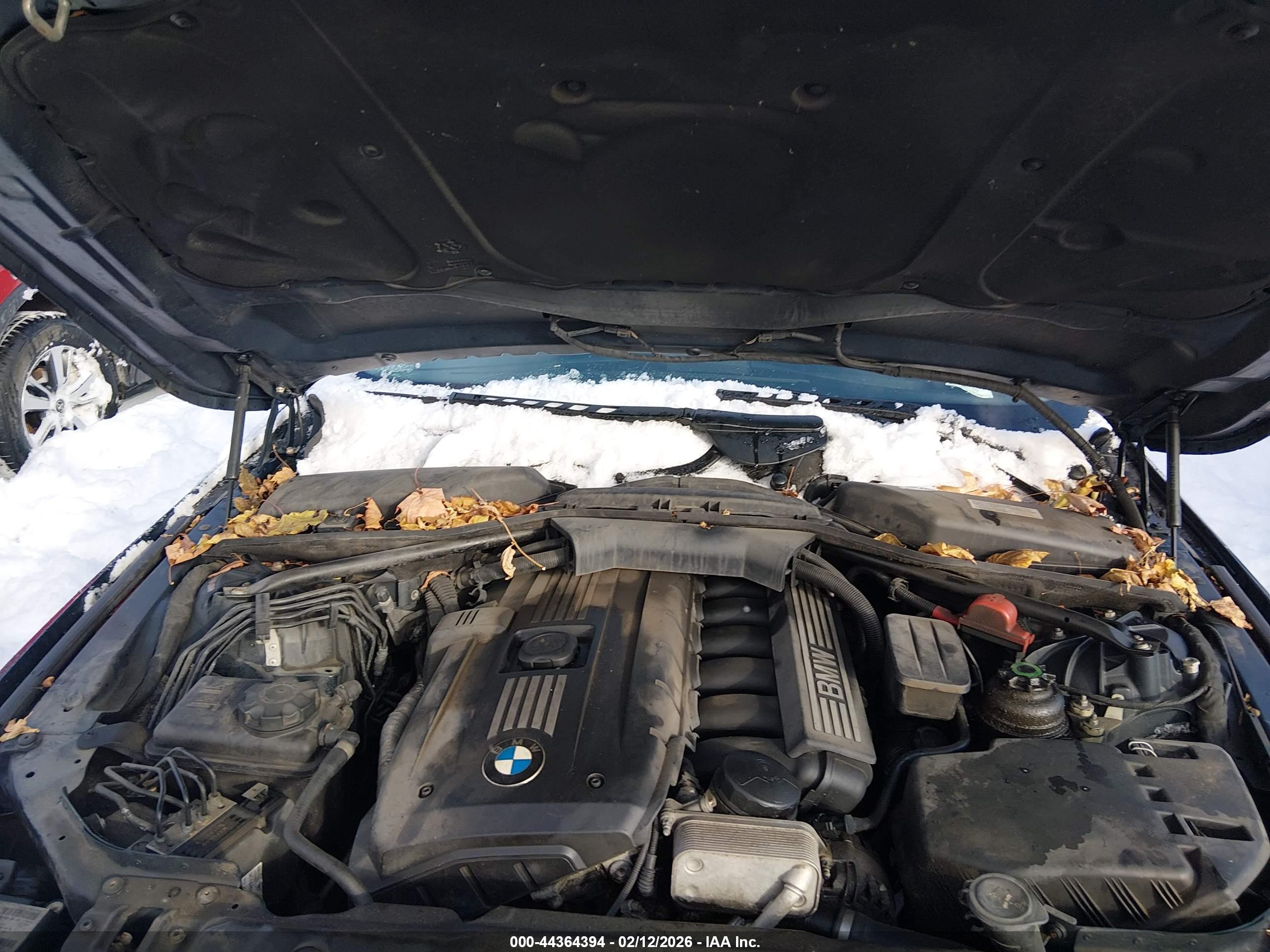 BMW 528I image 10
