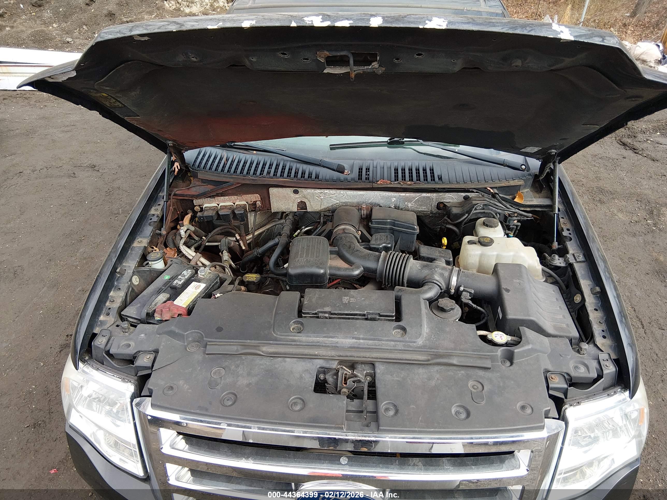 FORD EXPEDITION image 10