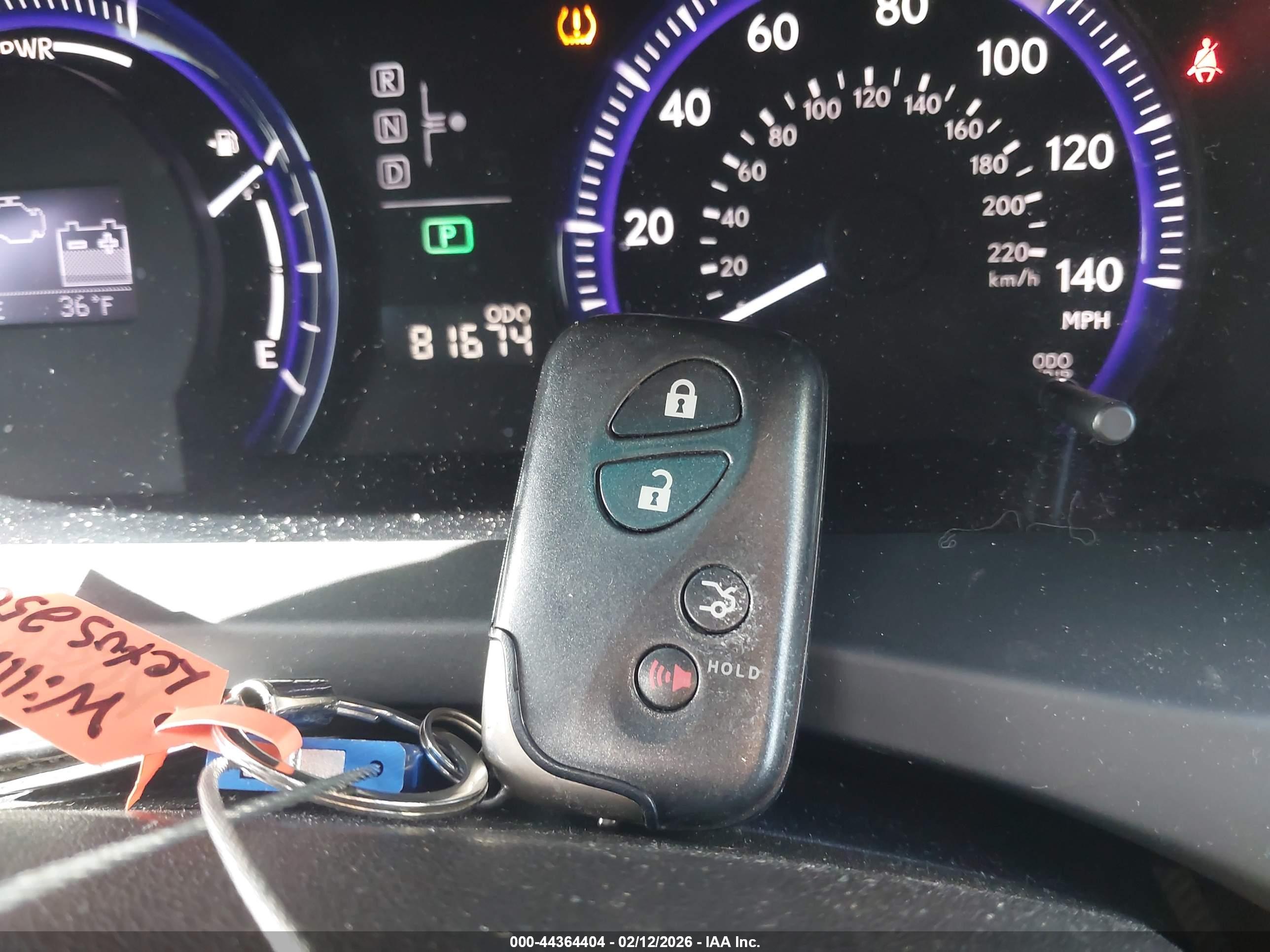 LEXUS HS image 11
