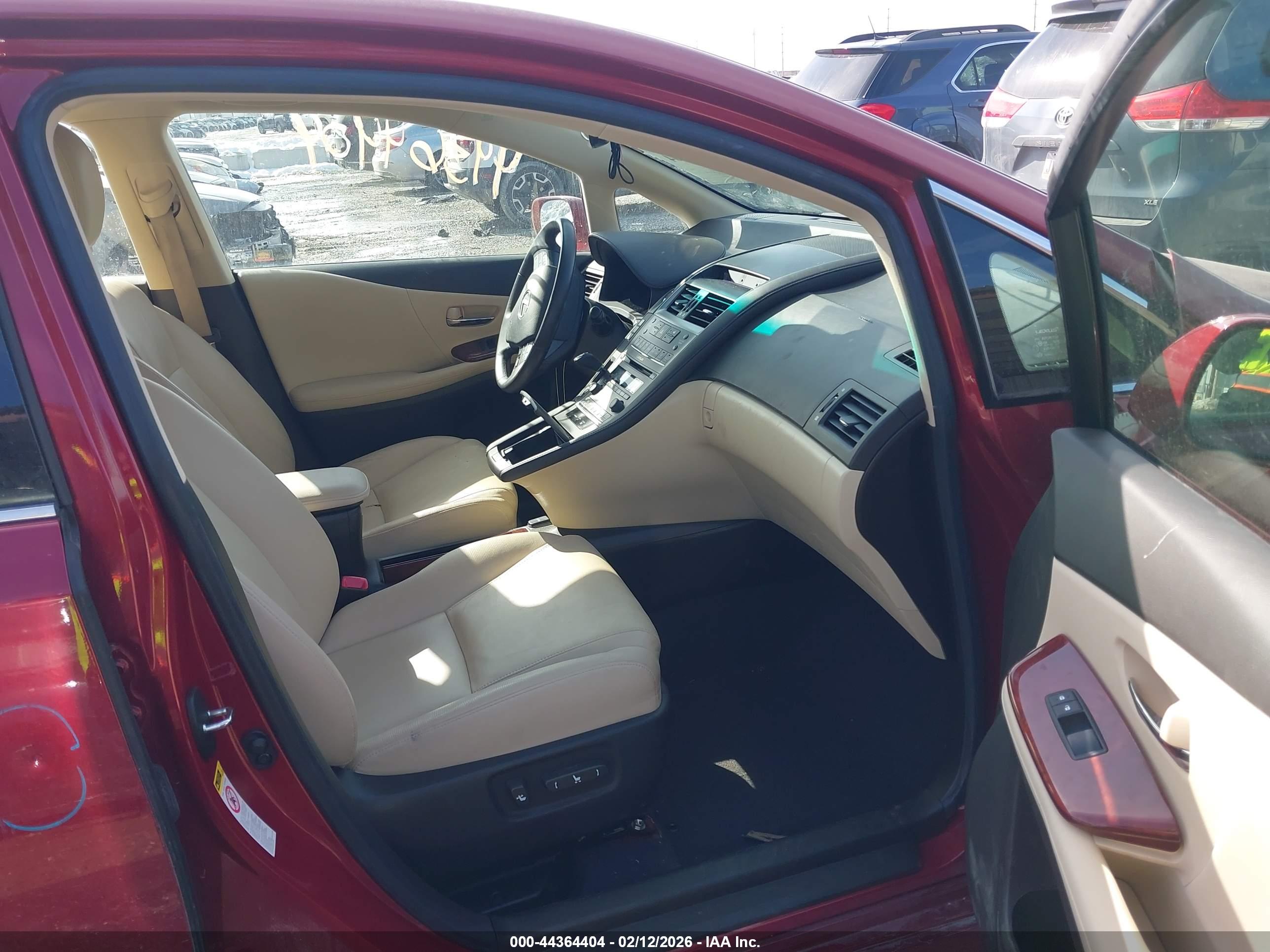 LEXUS HS image 5