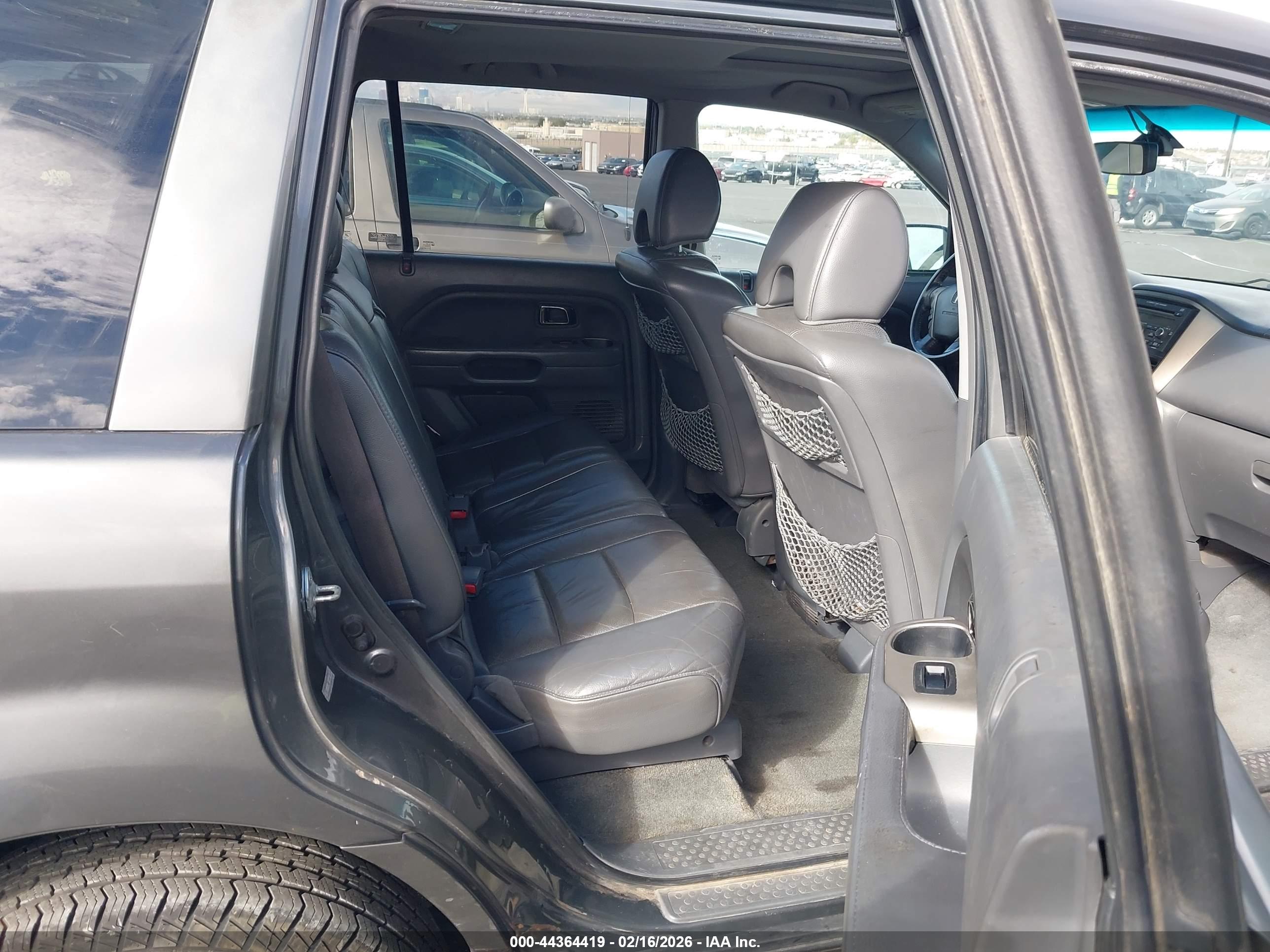 HONDA PILOT image 8