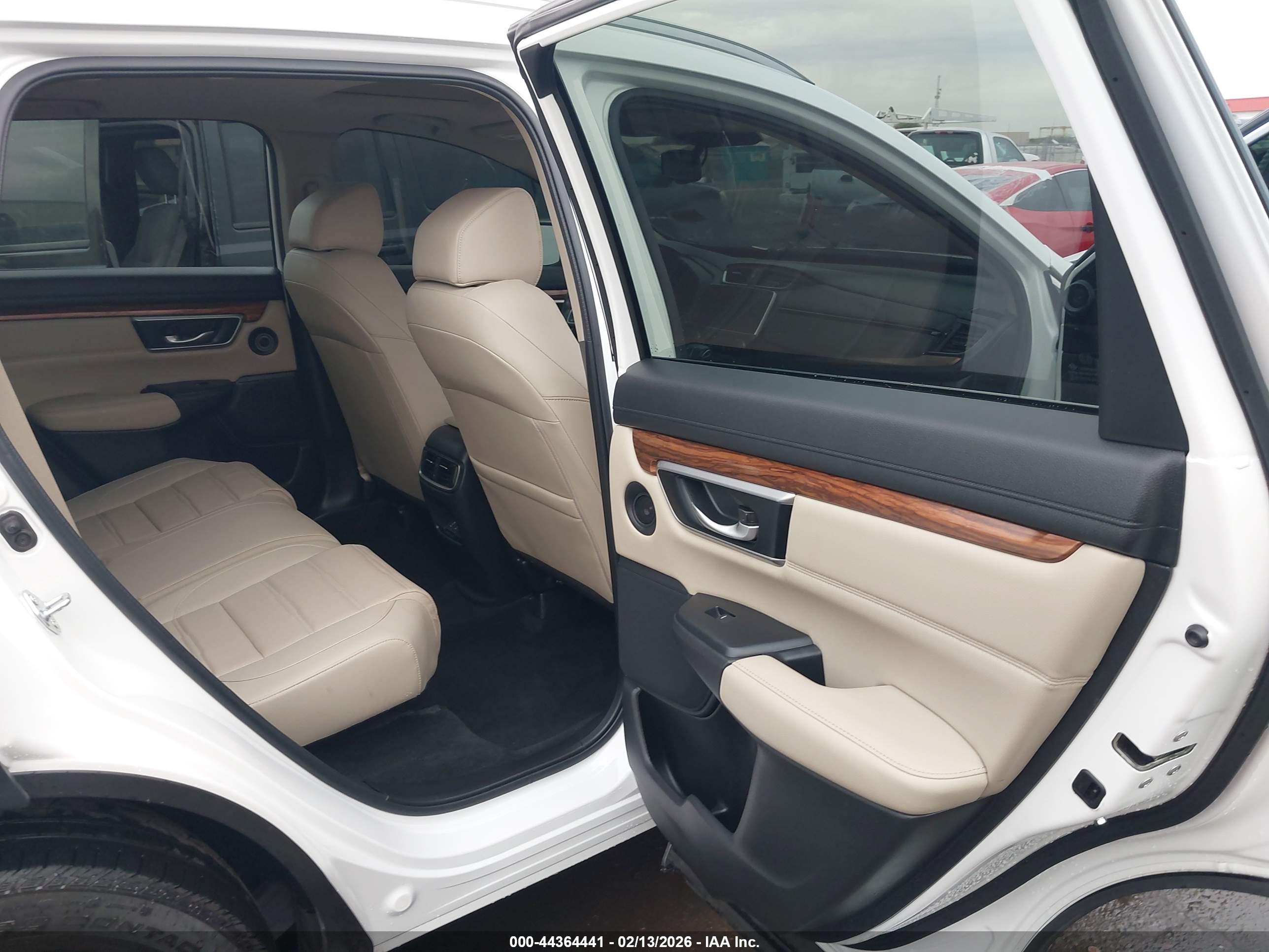 HONDA CR-V image 8