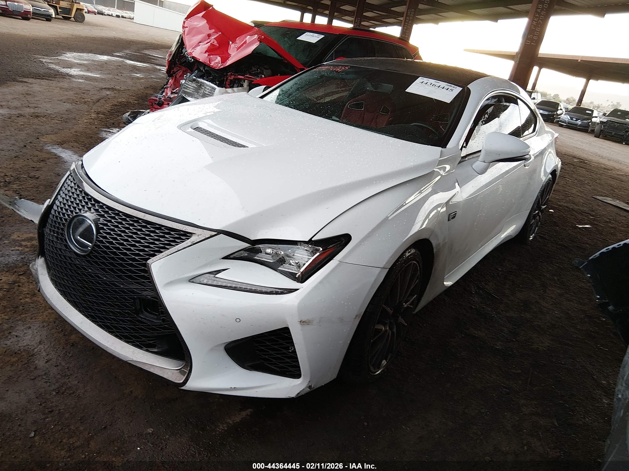 LEXUS RC image 2