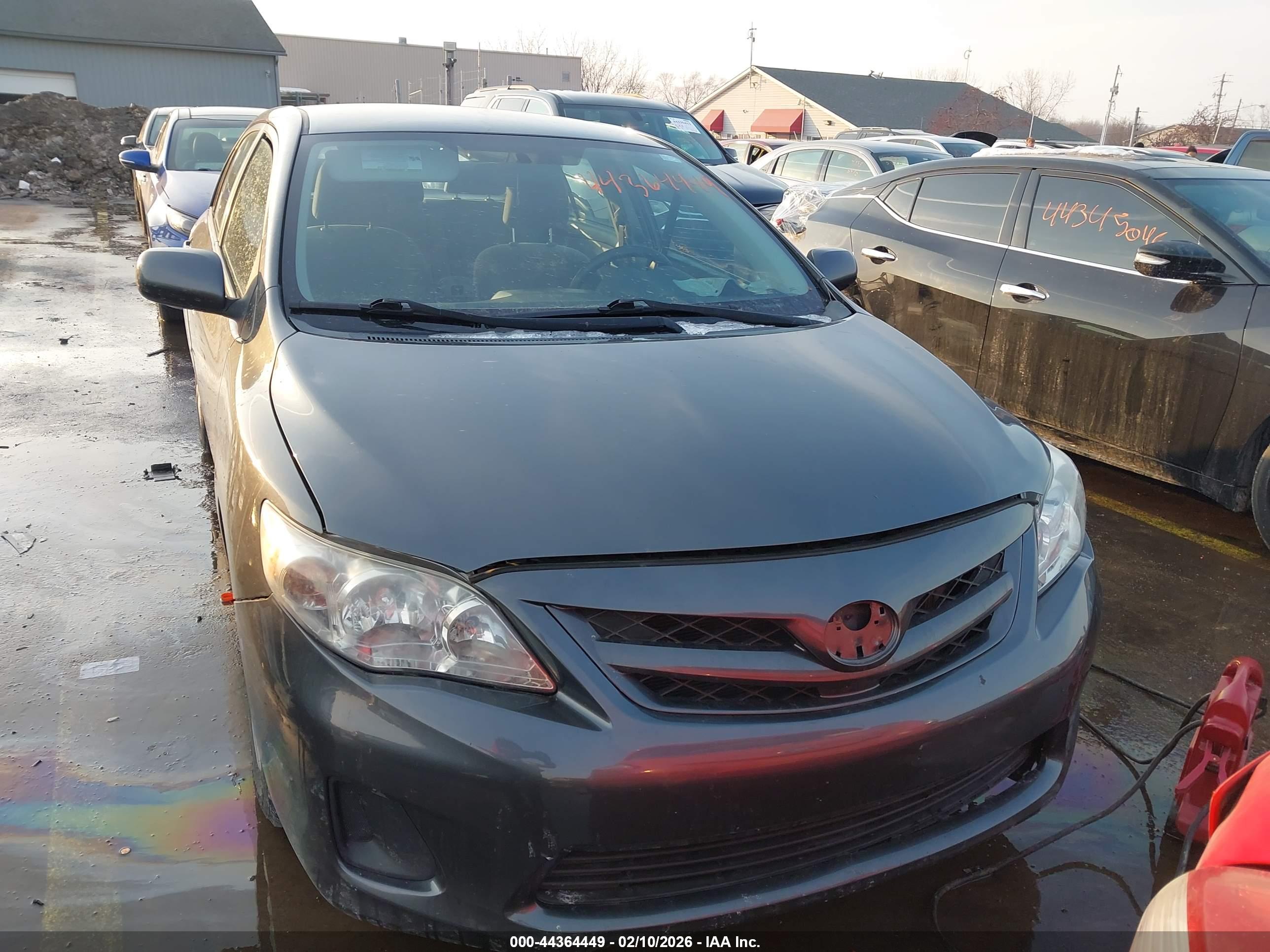 TOYOTA COROLLA image 6