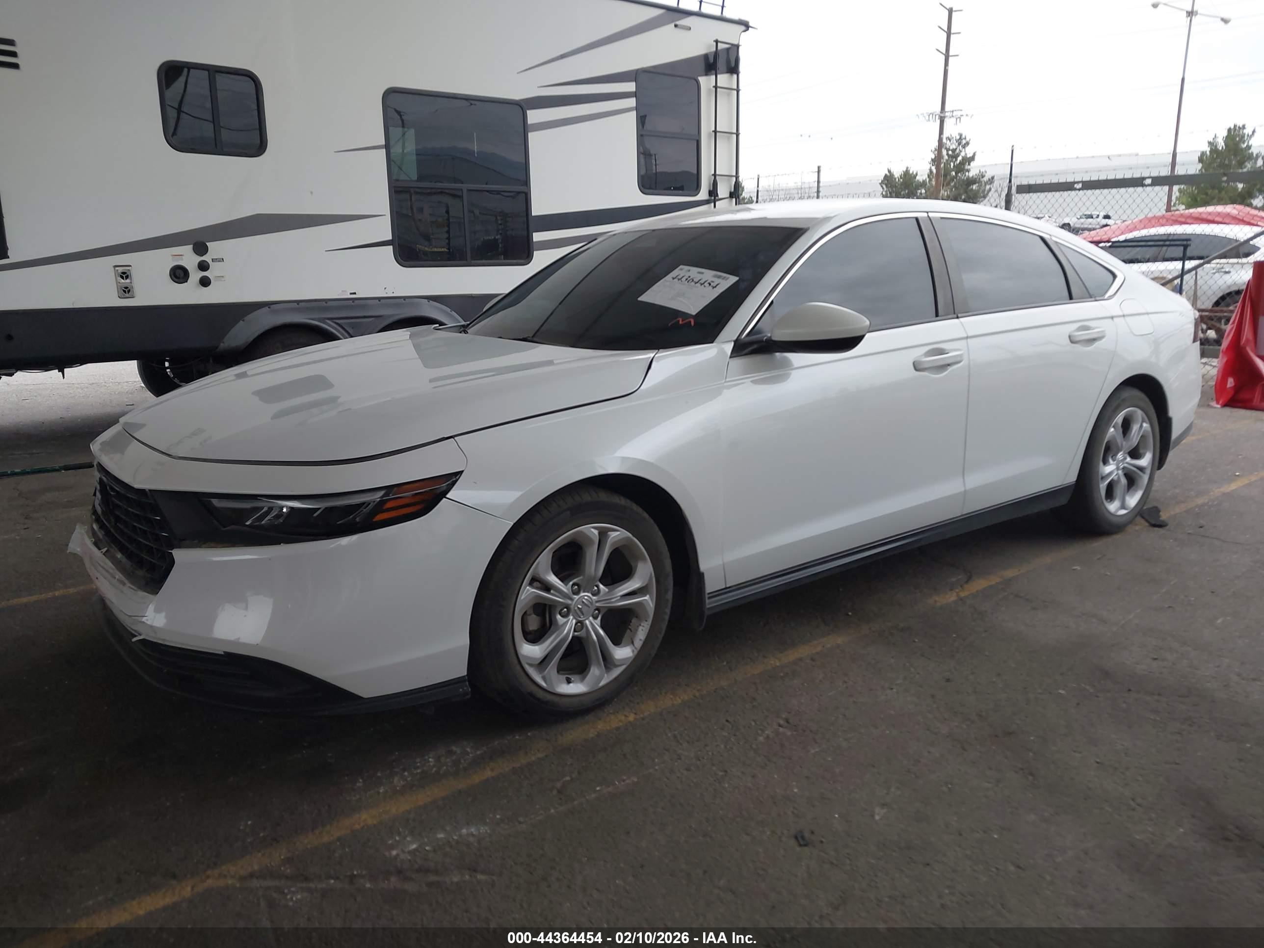 HONDA ACCORD image 2