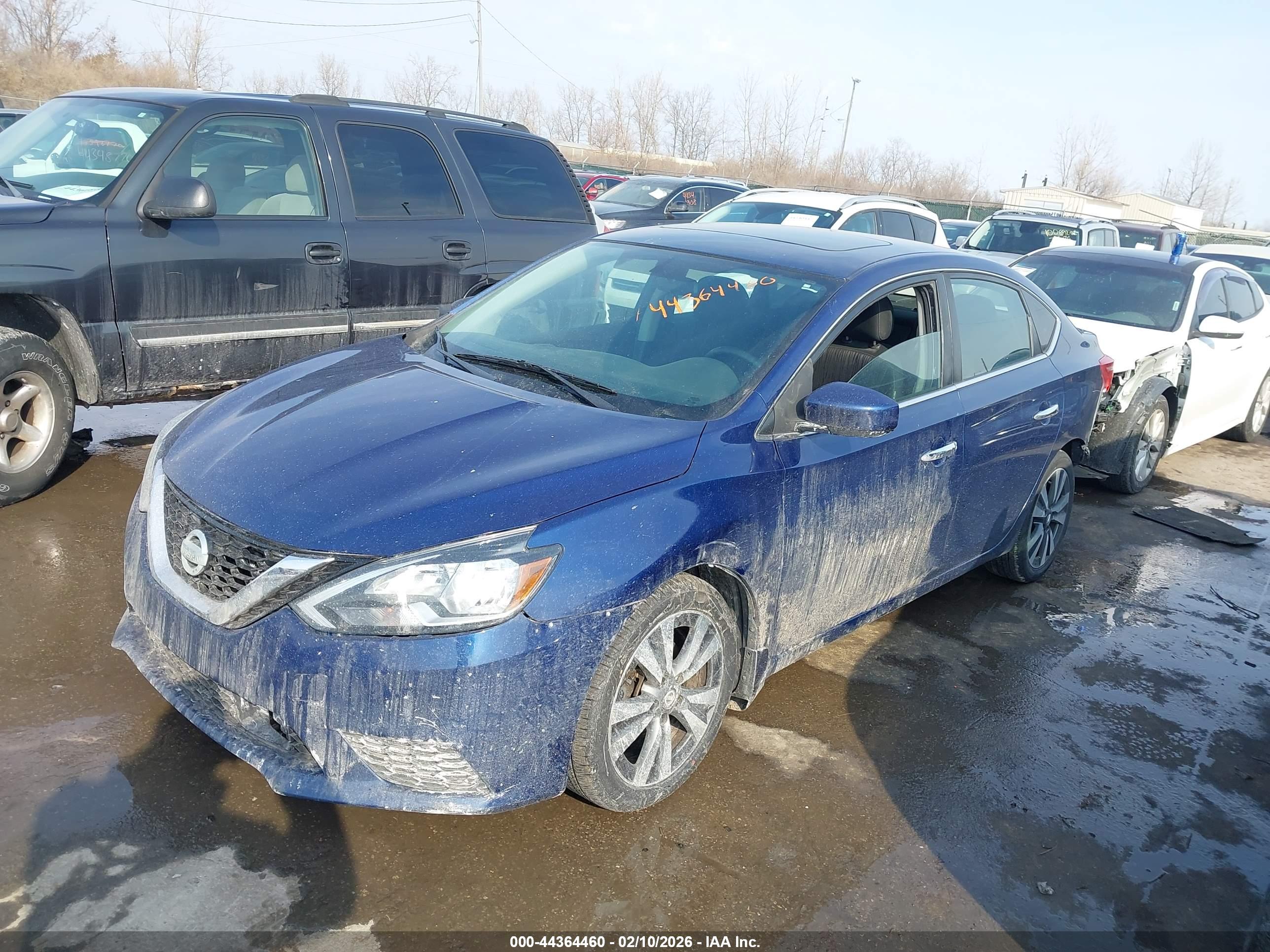 NISSAN SENTRA image 2