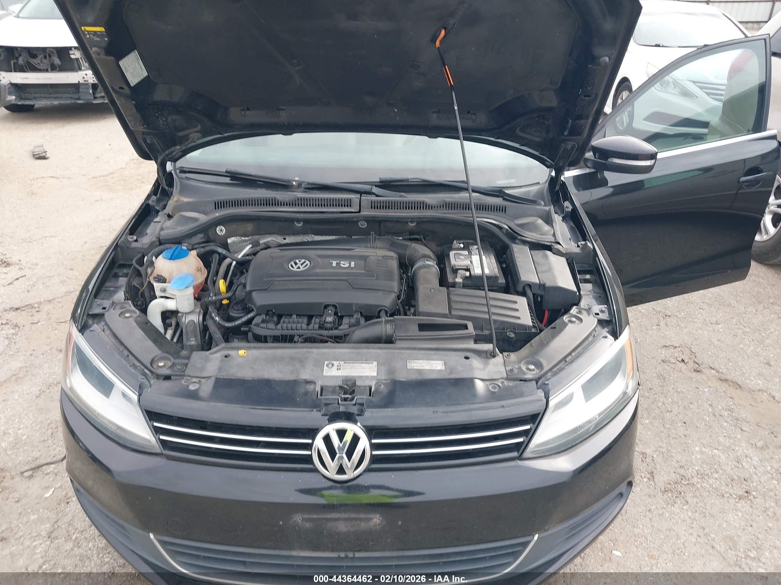 VOLKSWAGEN JETTA image 10
