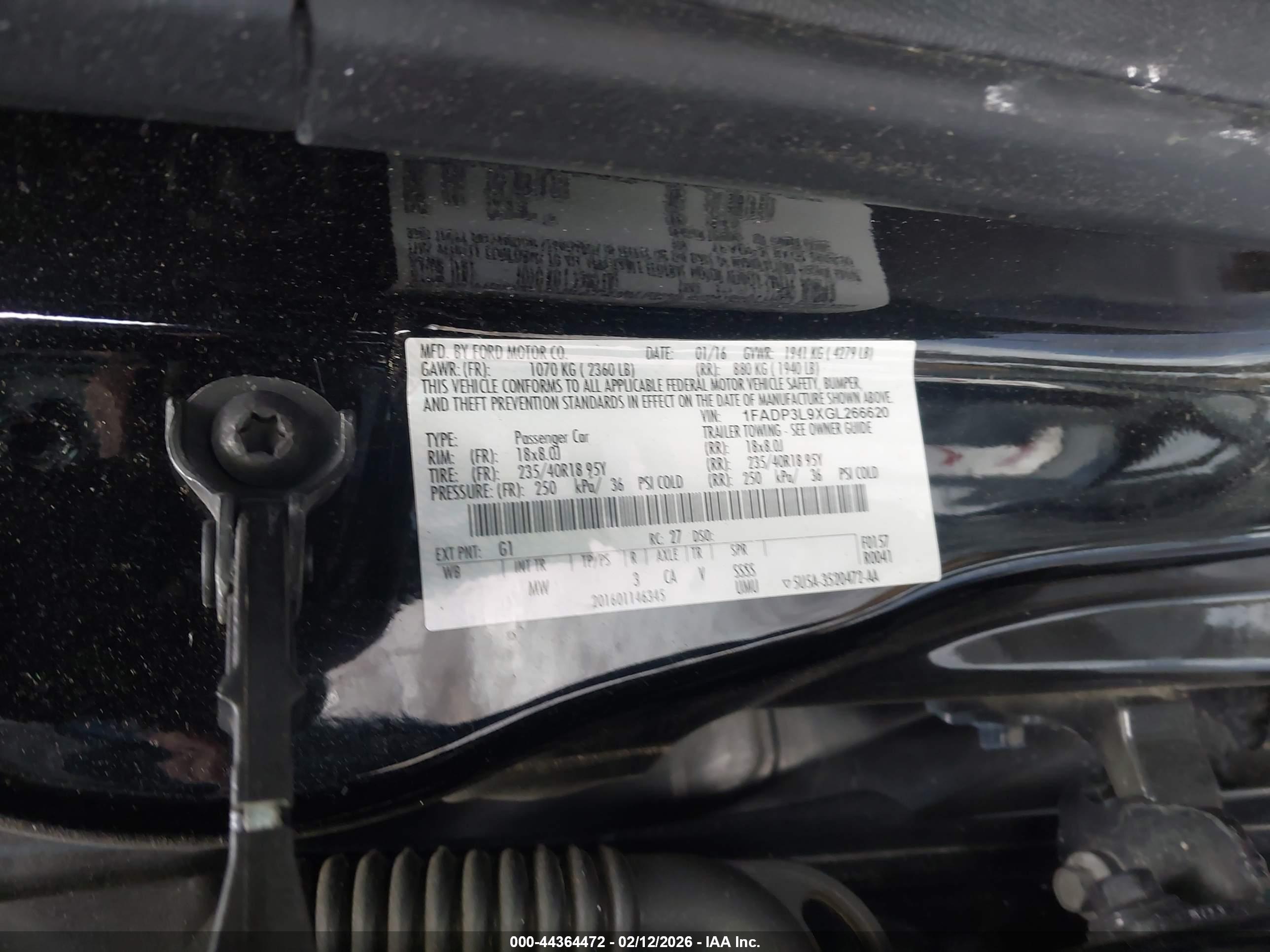 FORD FOCUS image 9