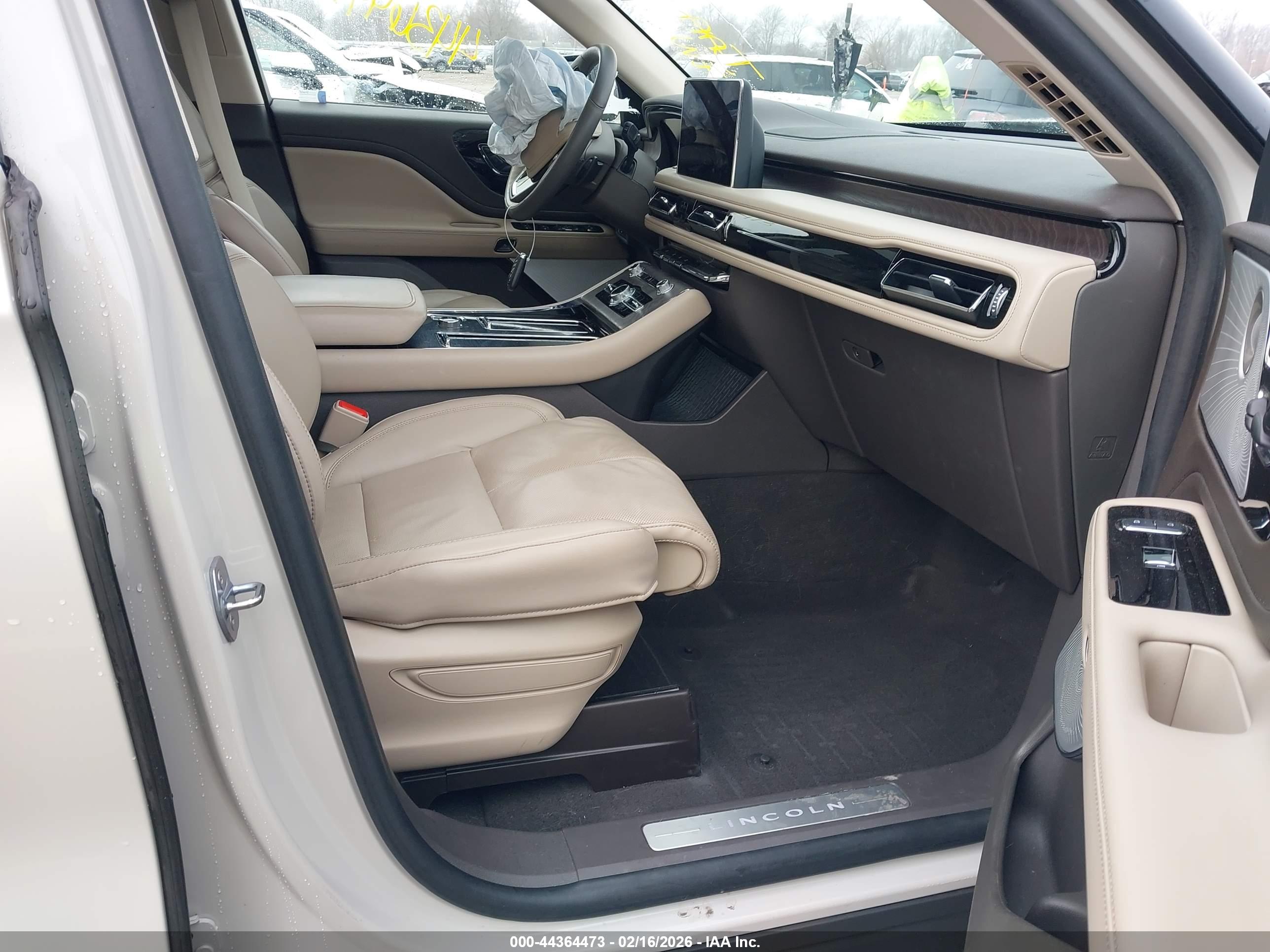LINCOLN AVIATOR image 5