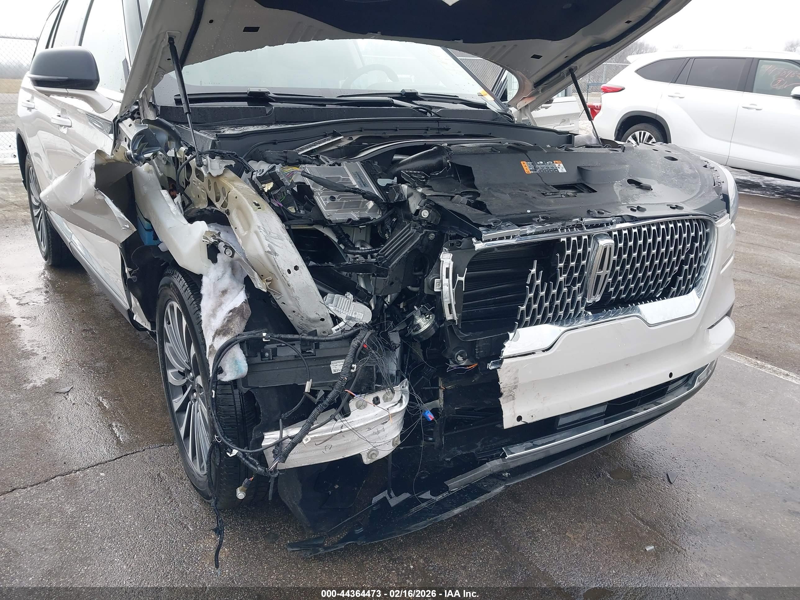 LINCOLN AVIATOR image 6