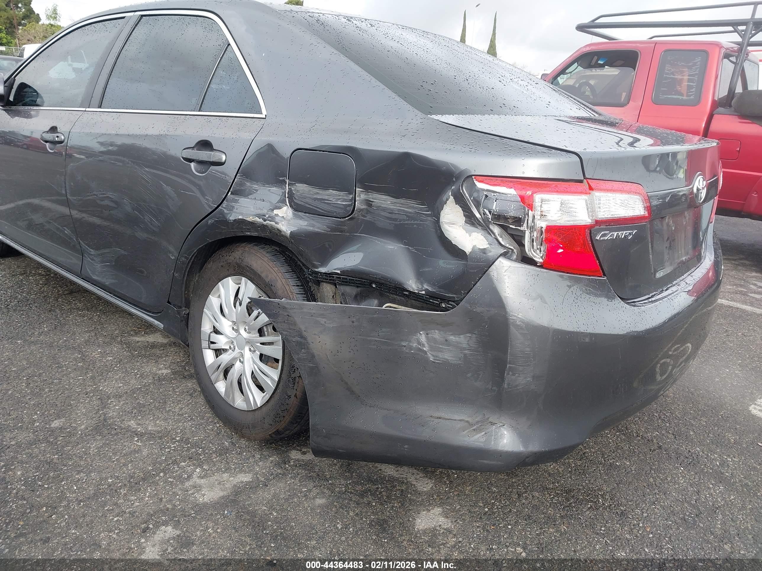 TOYOTA CAMRY image 6
