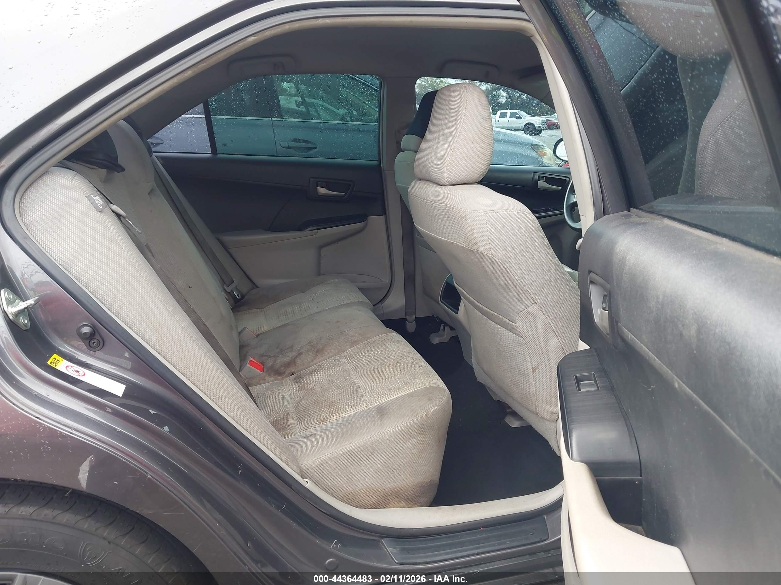 TOYOTA CAMRY image 8