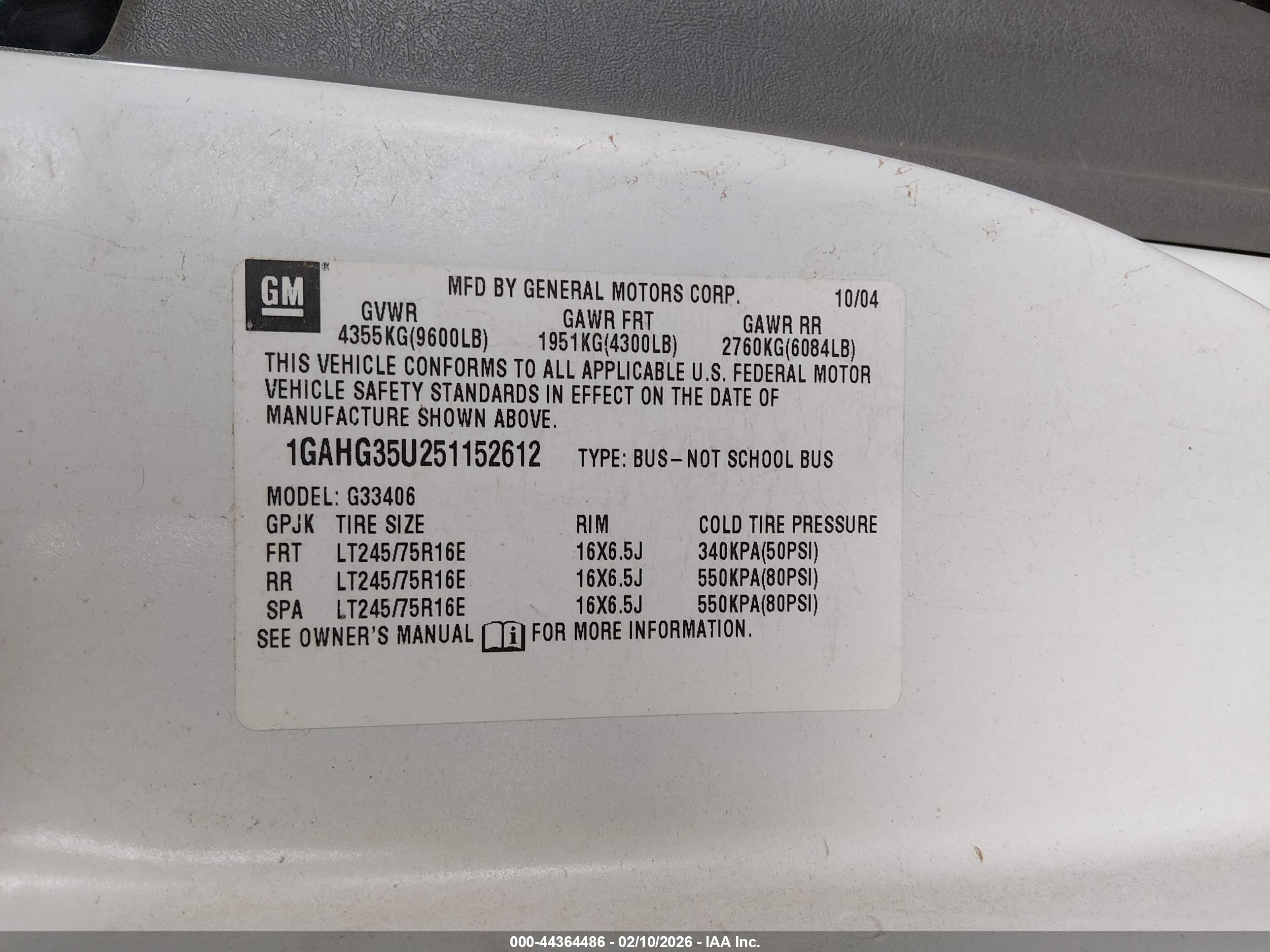 CHEVROLET EXPRESS image 9