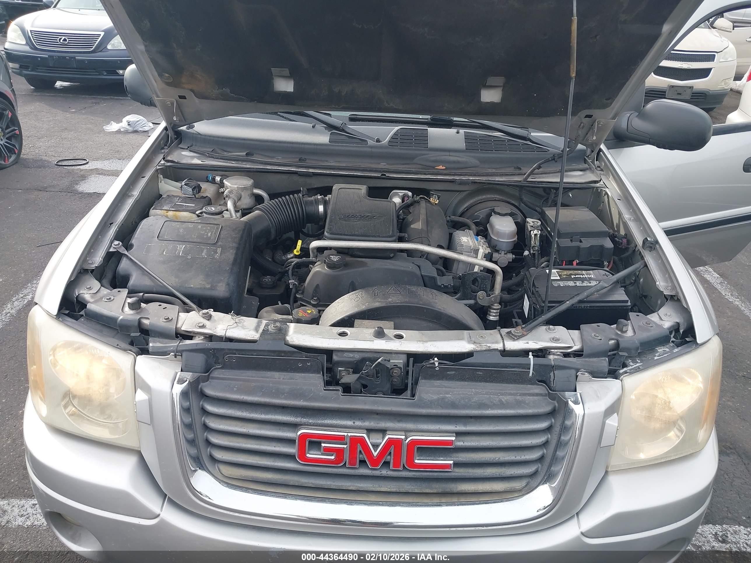 GMC ENVOY image 10