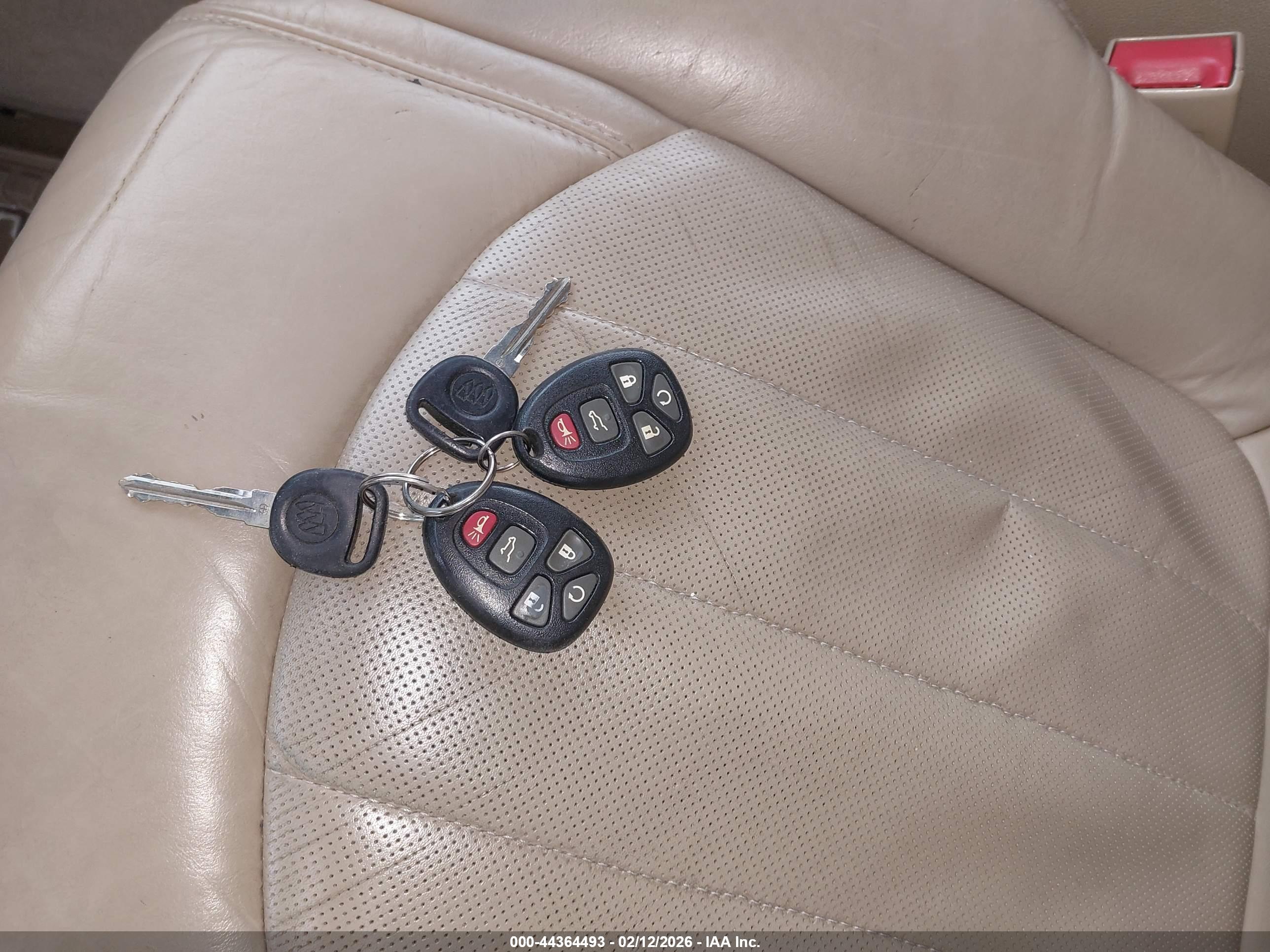 BUICK ENCLAVE image 11