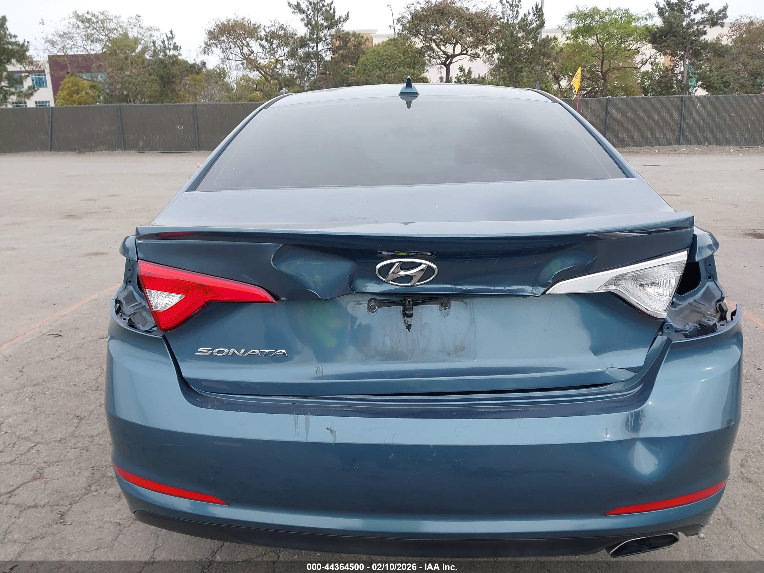 HYUNDAI SONATA image 6