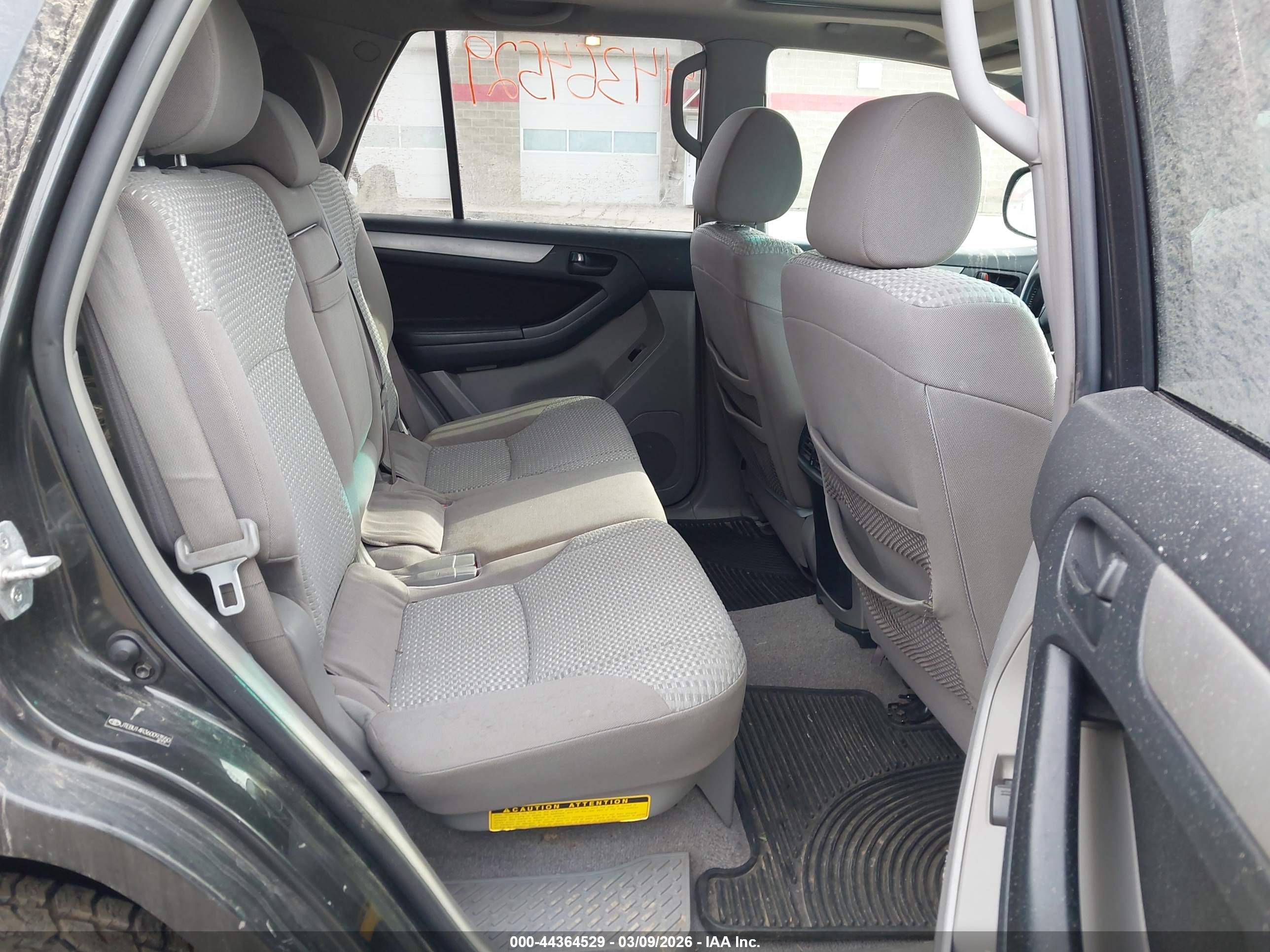 TOYOTA 4RUNNER image 8