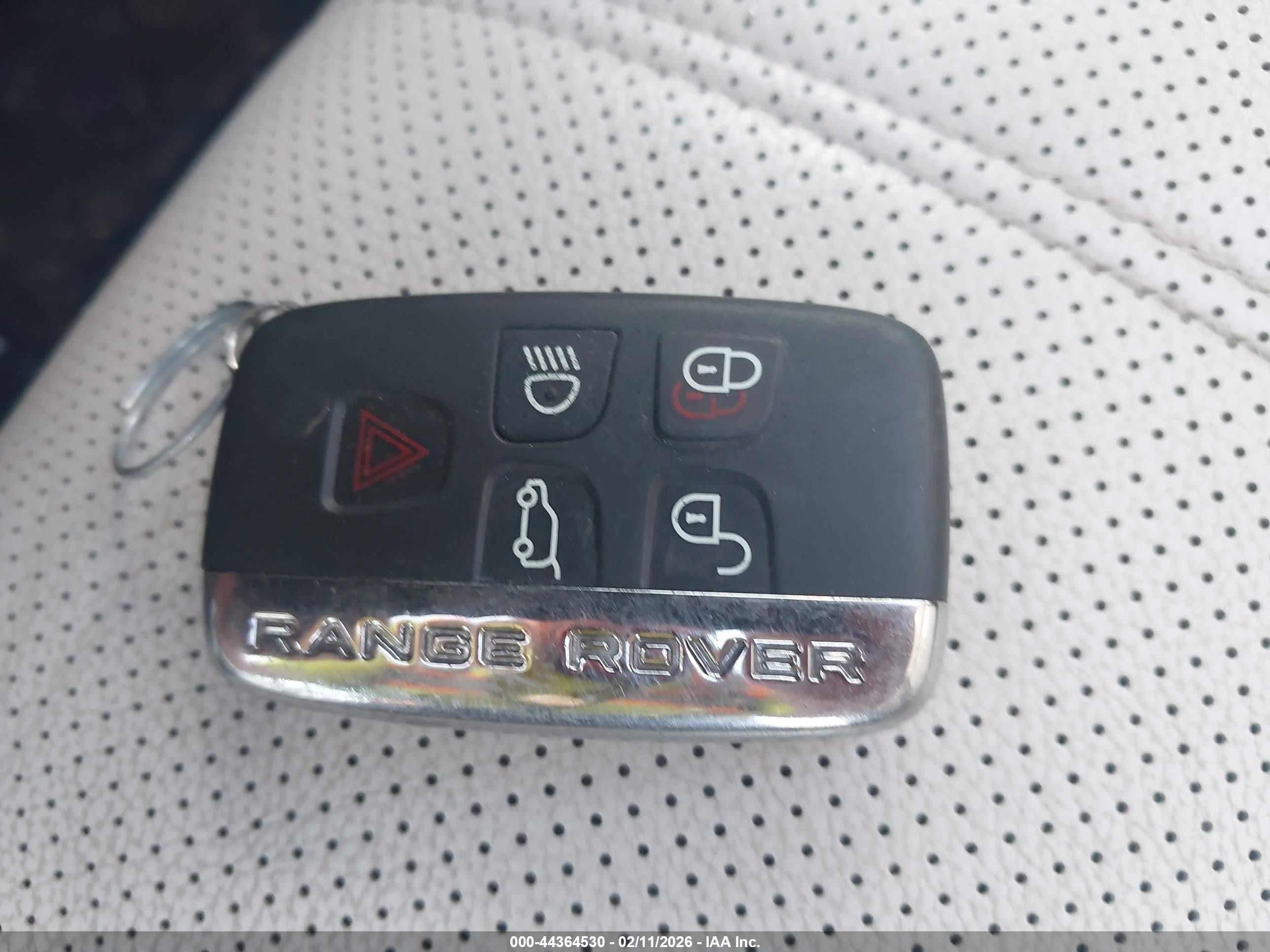 LAND ROVER image 11