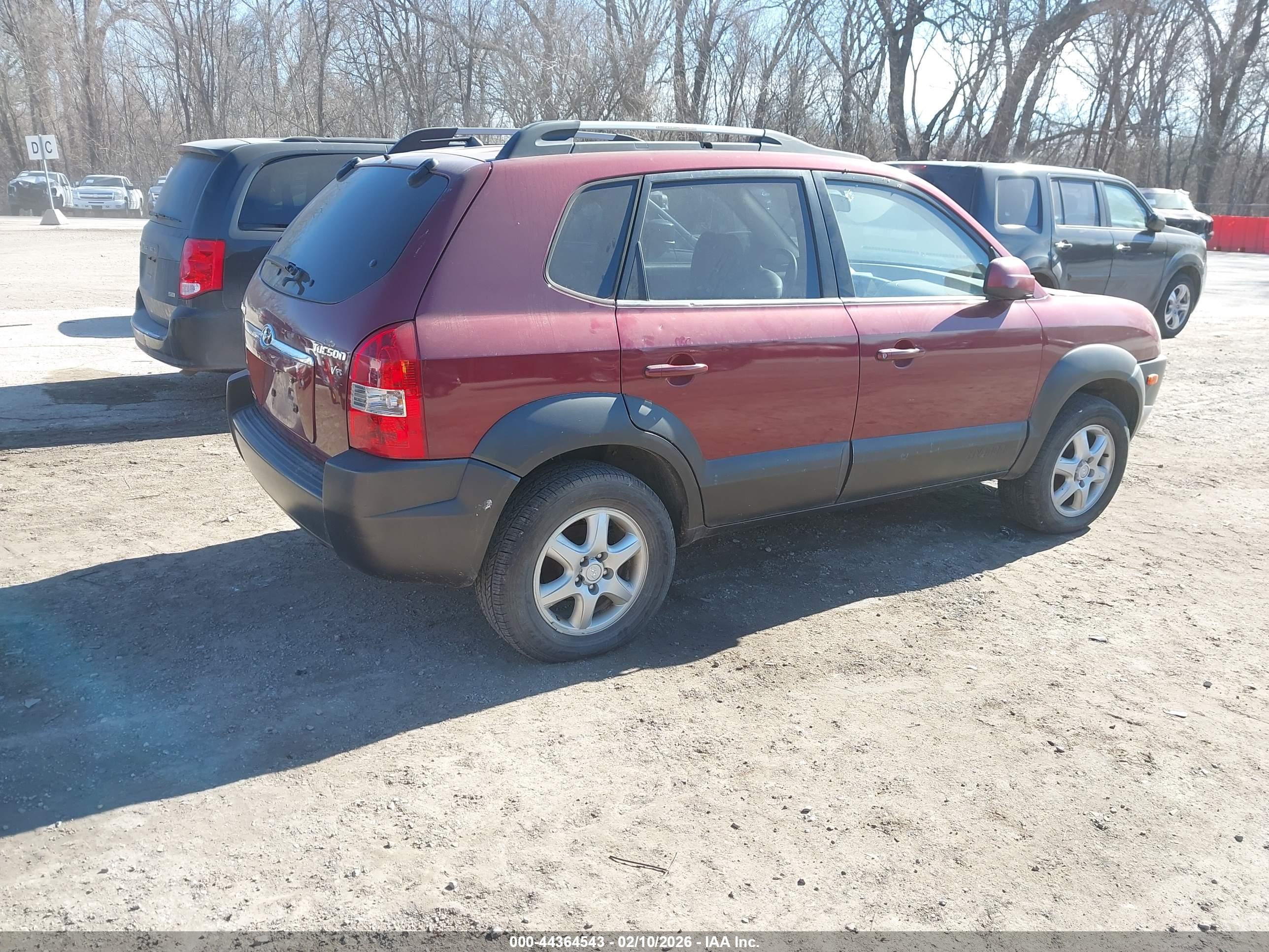 HYUNDAI TUCSON image 4