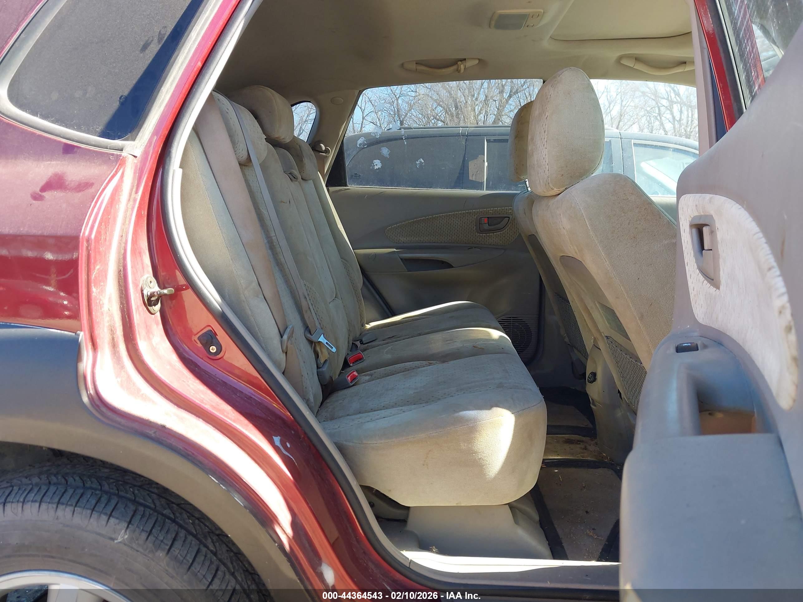 HYUNDAI TUCSON image 8