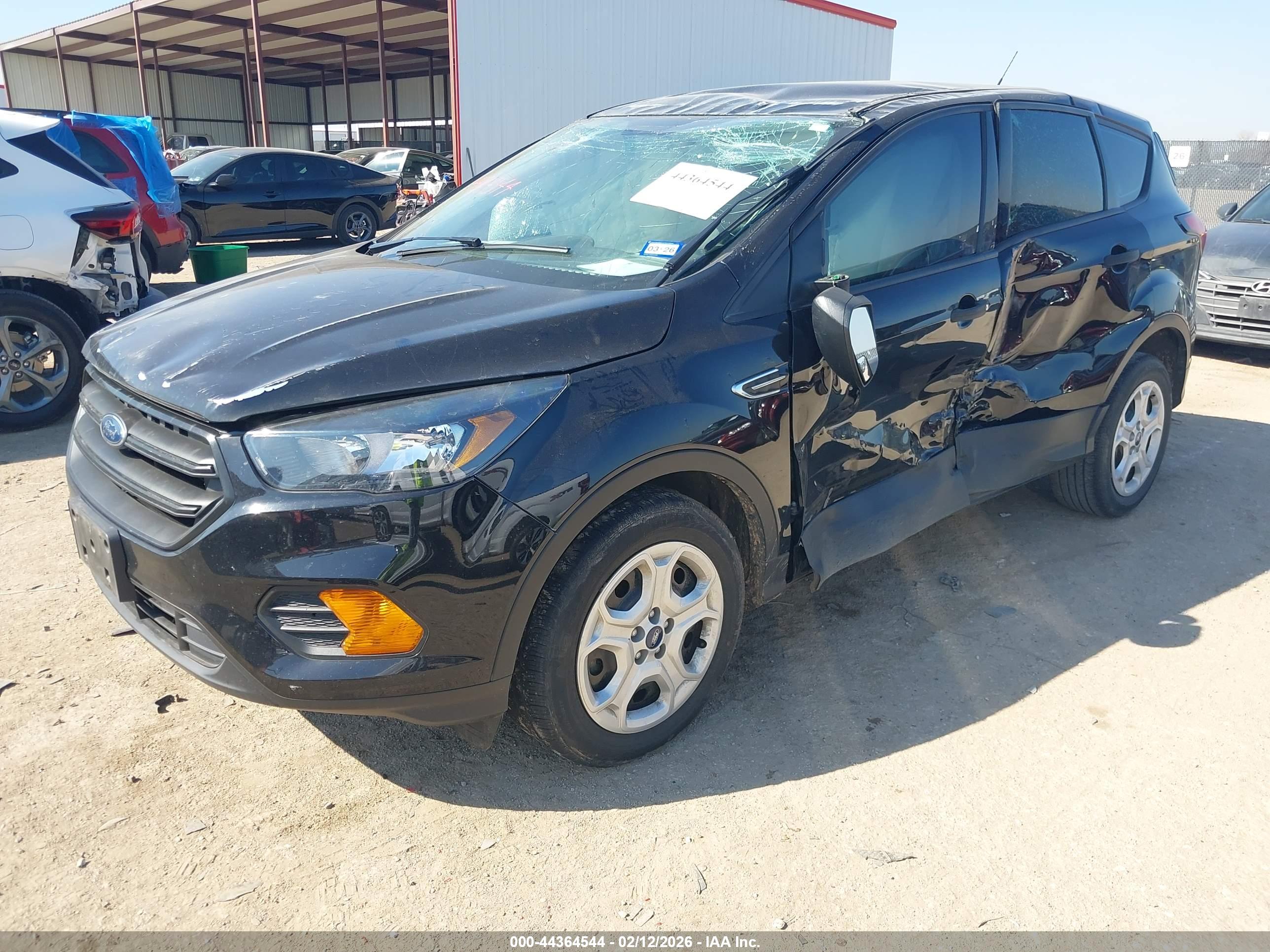 FORD ESCAPE image 2