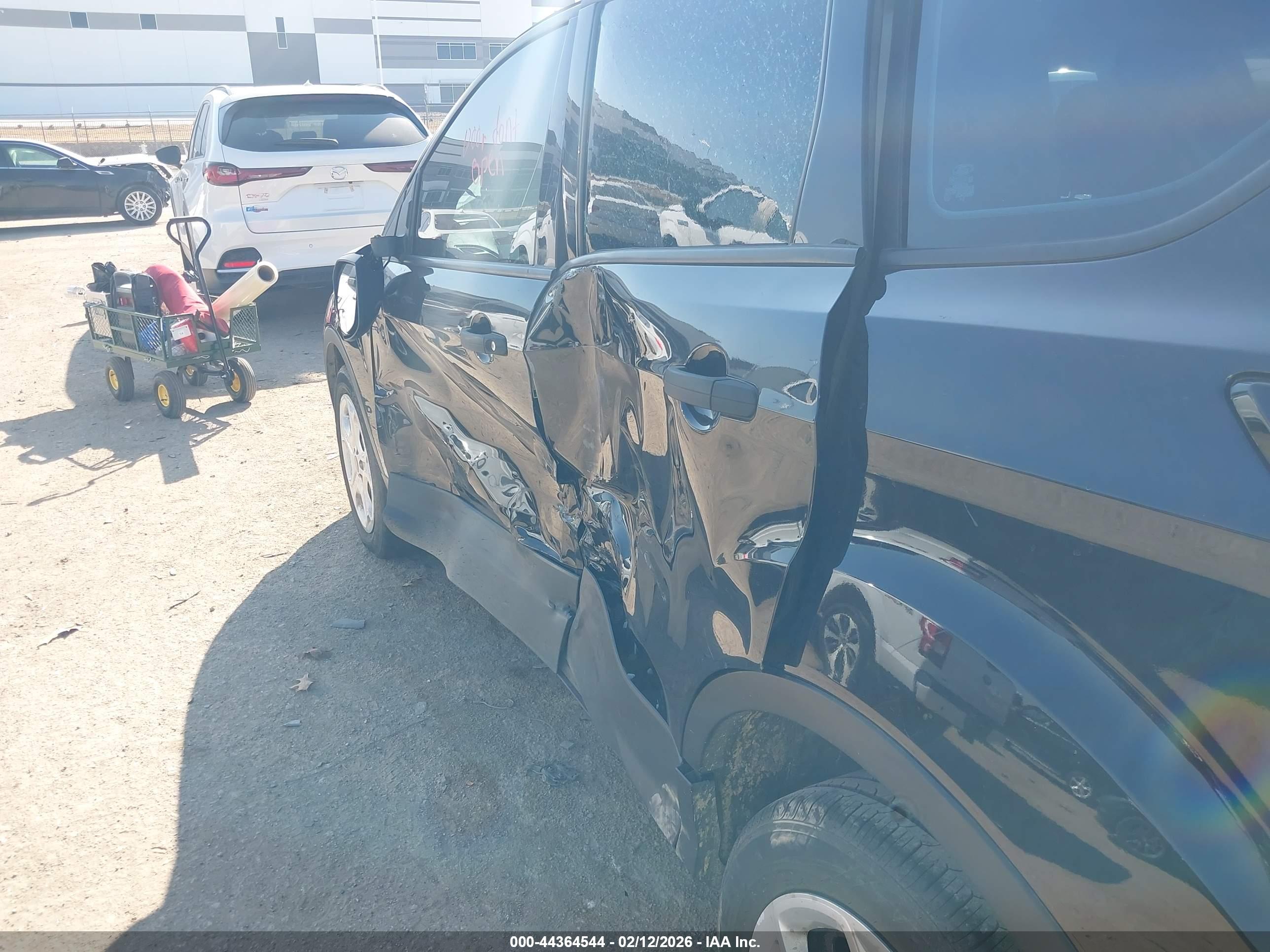 FORD ESCAPE image 6