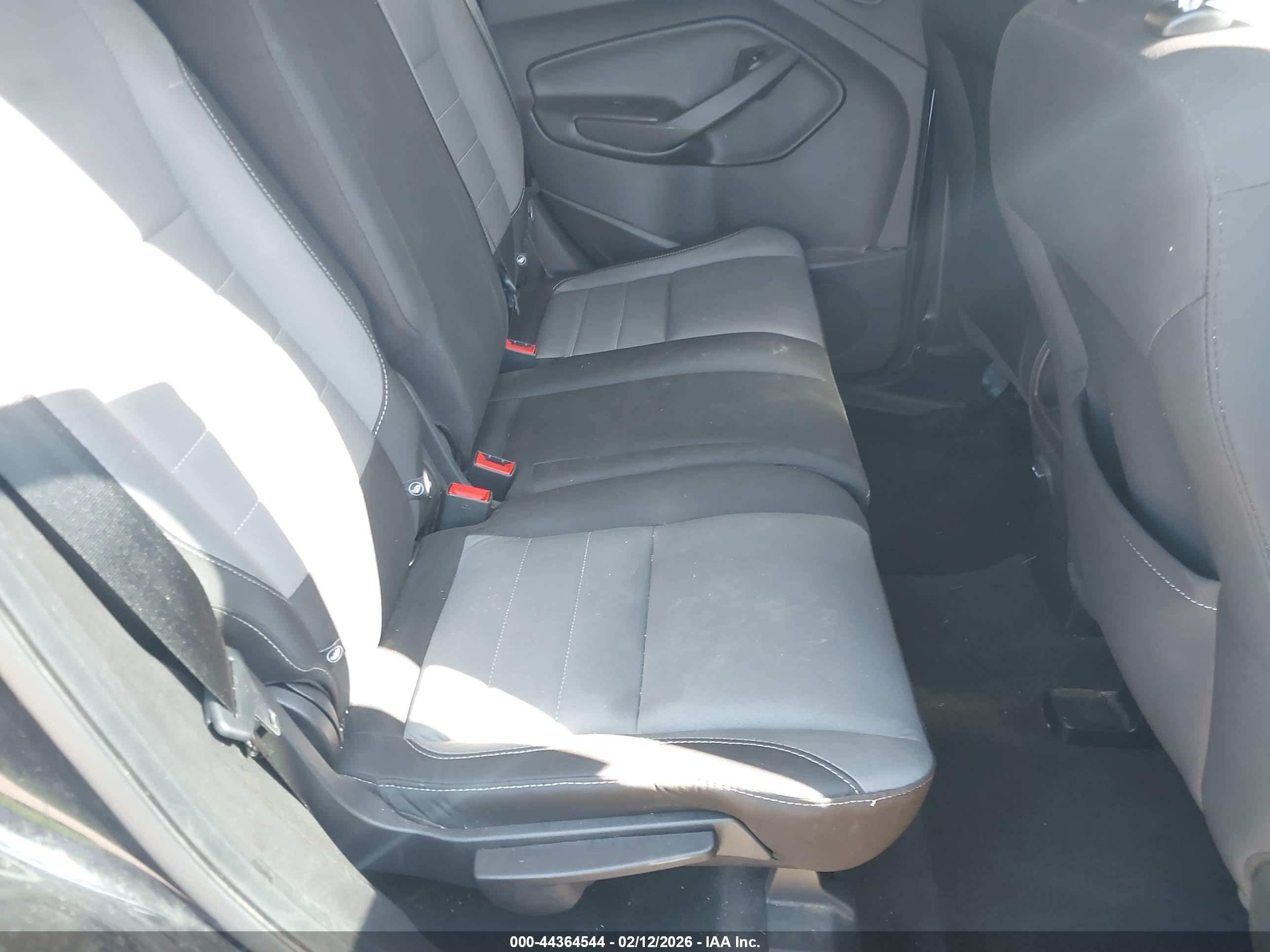 FORD ESCAPE image 8