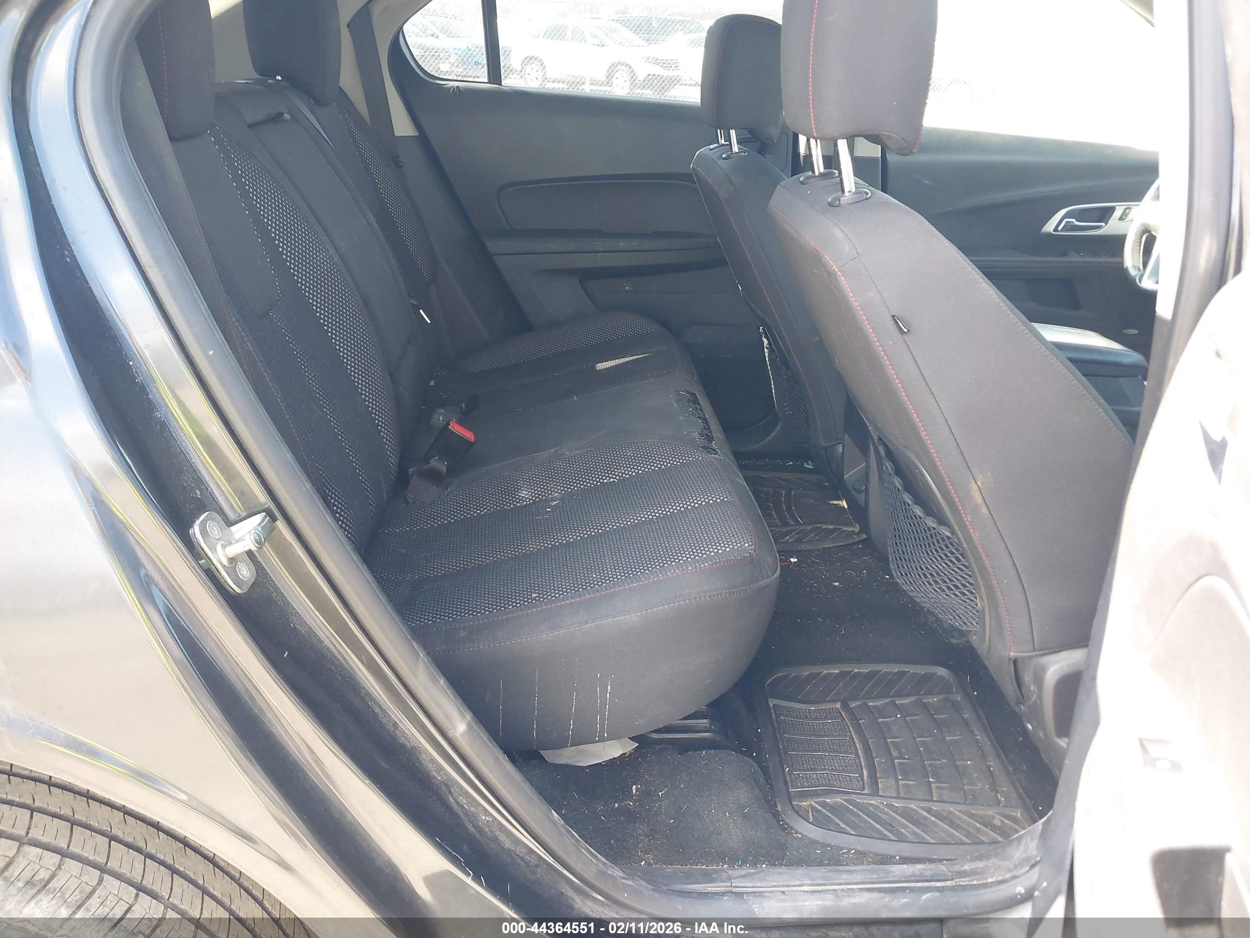 CHEVROLET EQUINOX image 8