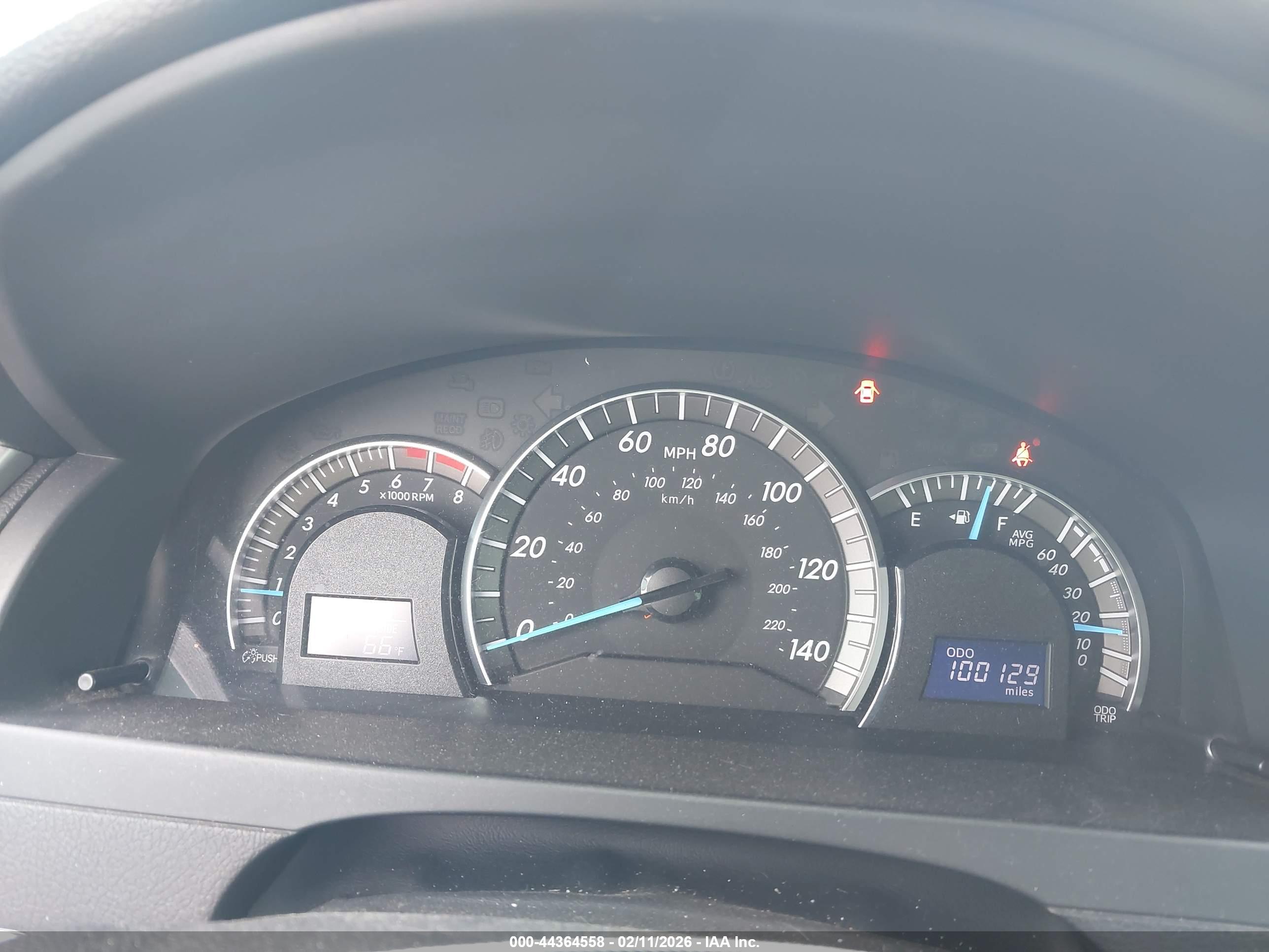 TOYOTA CAMRY image 7