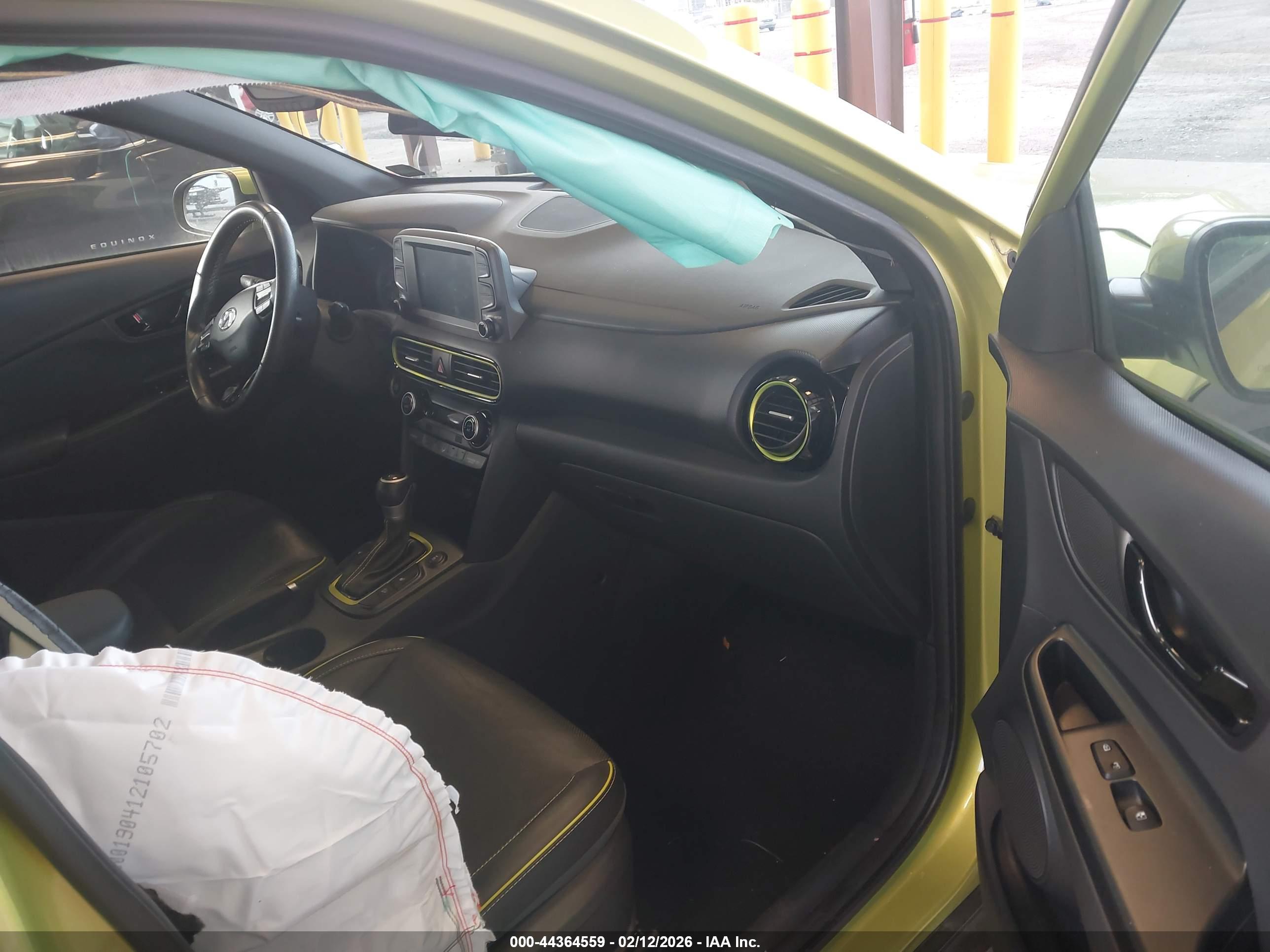 HYUNDAI KONA image 5