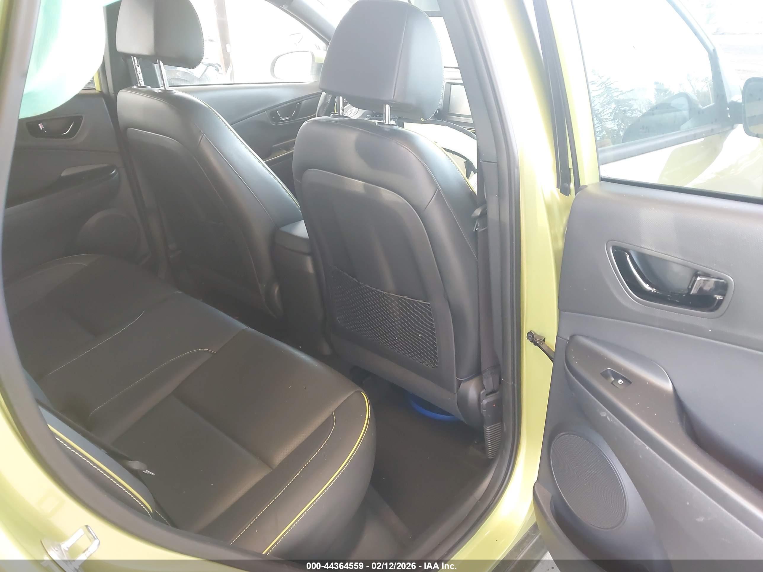HYUNDAI KONA image 8