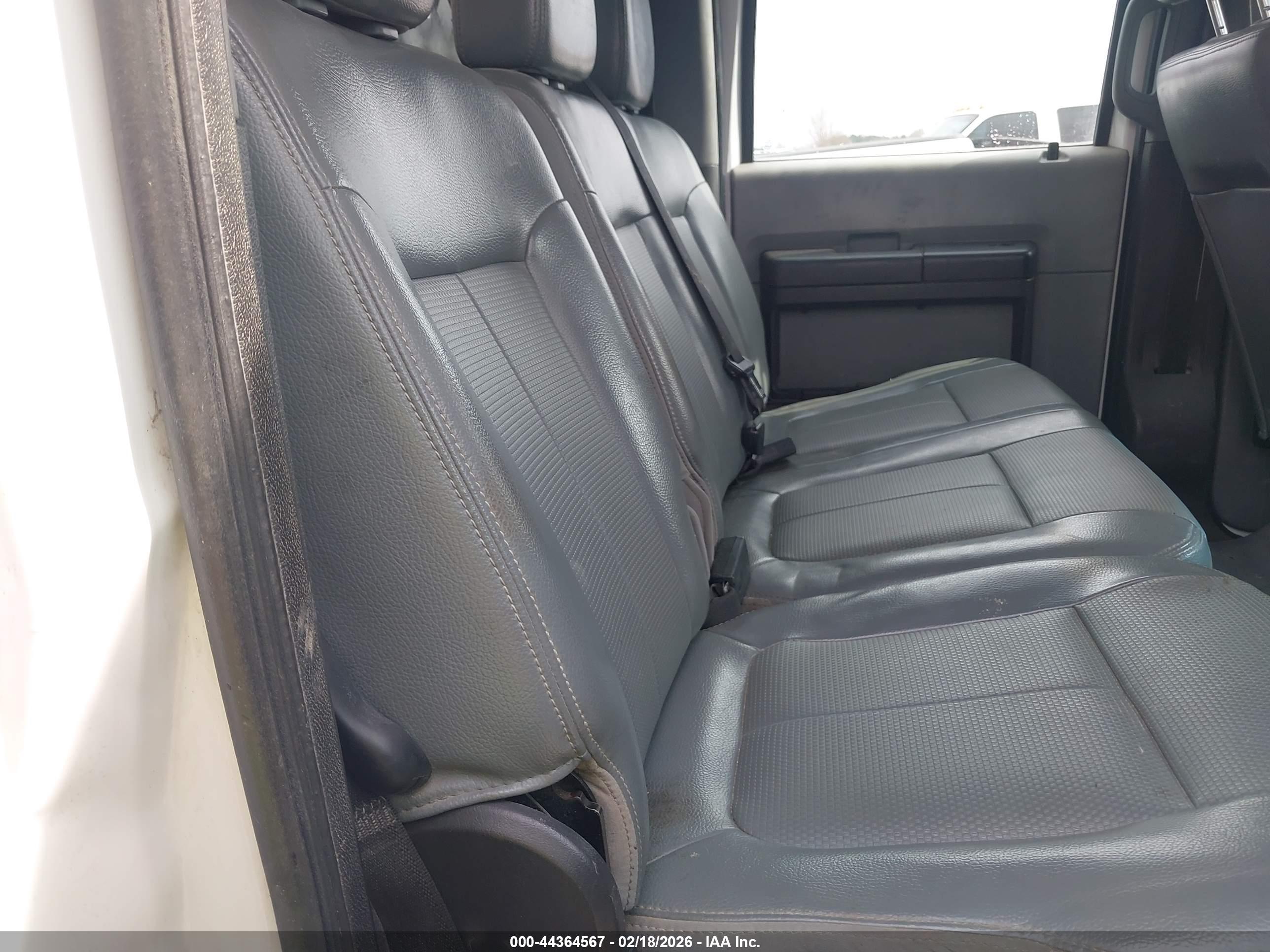 FORD F-350 image 8