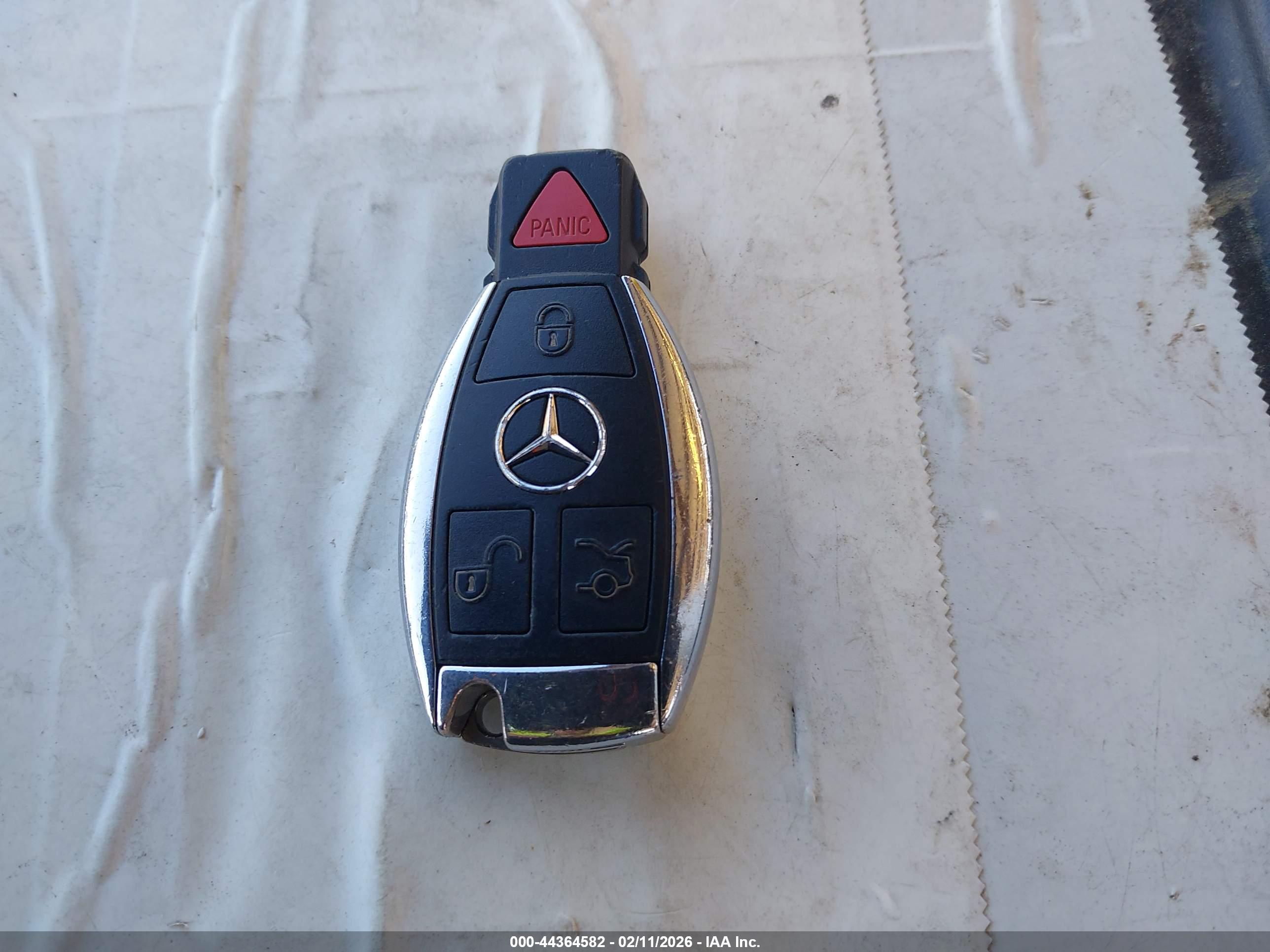 MERCEDES-BENZ C image 11