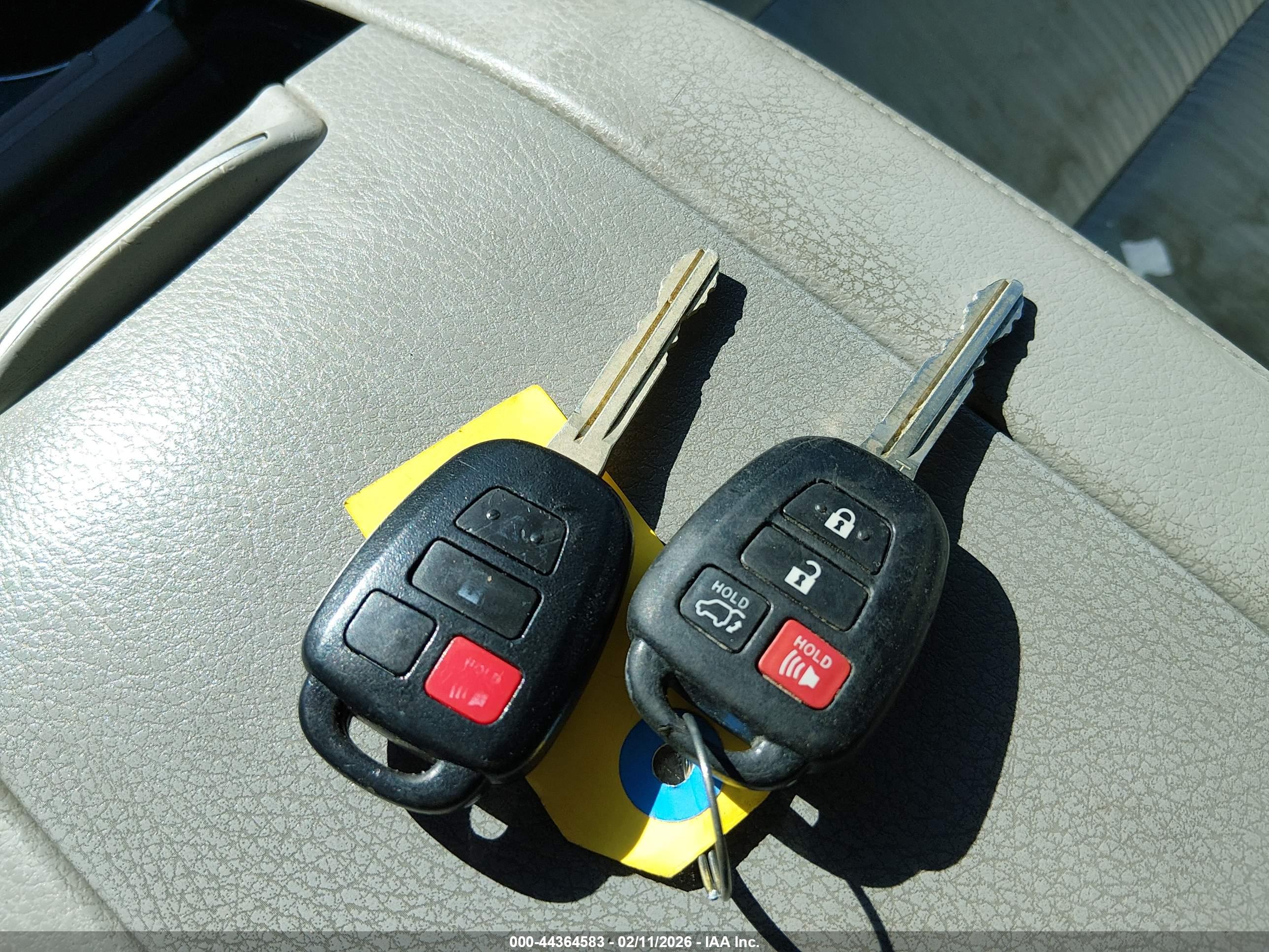 TOYOTA HIGHLANDER image 11