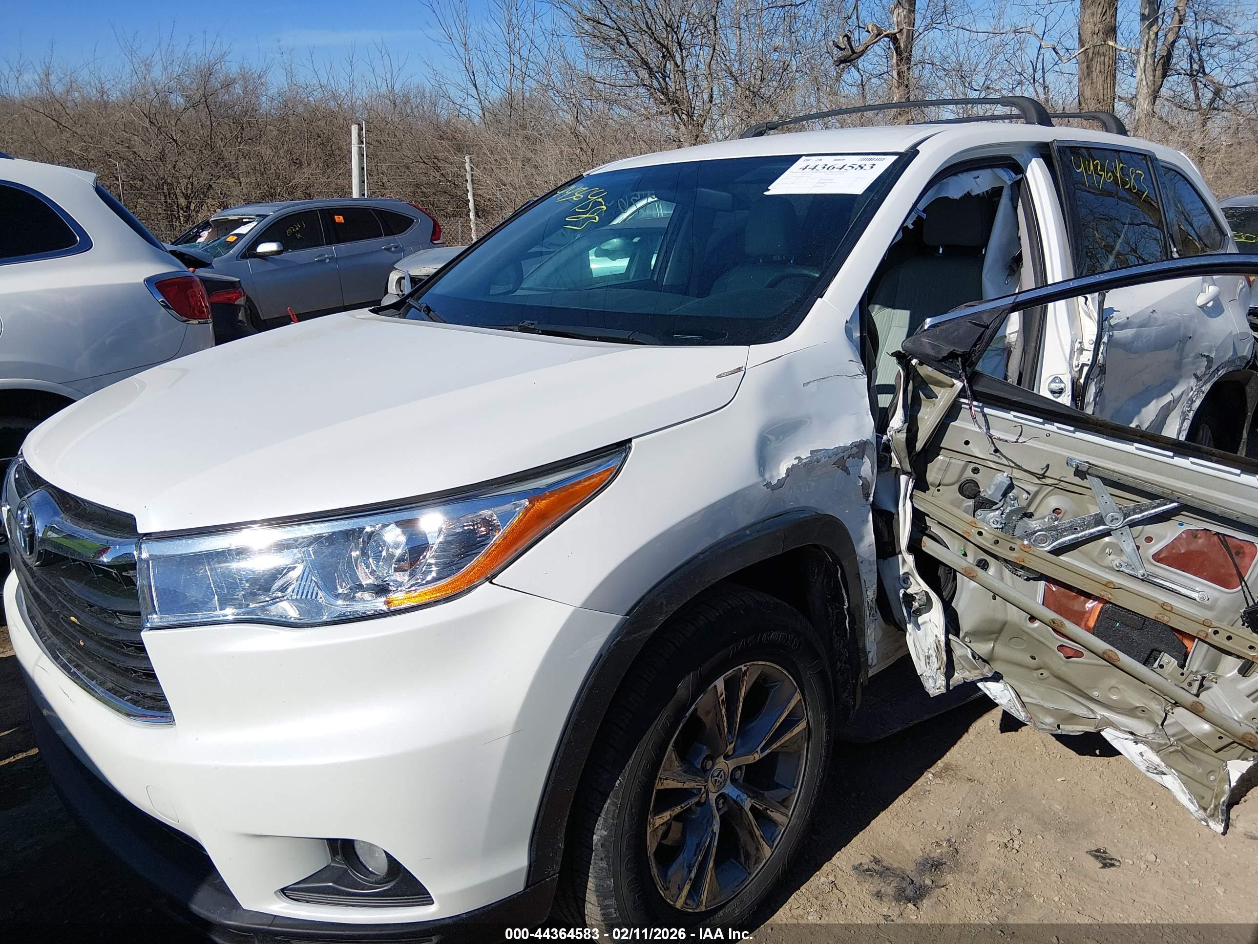 TOYOTA HIGHLANDER image 6