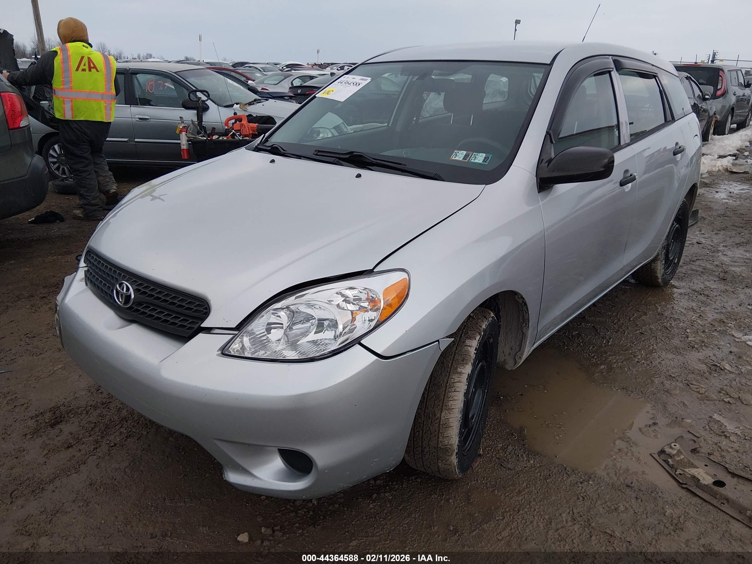 TOYOTA MATRIX image 2