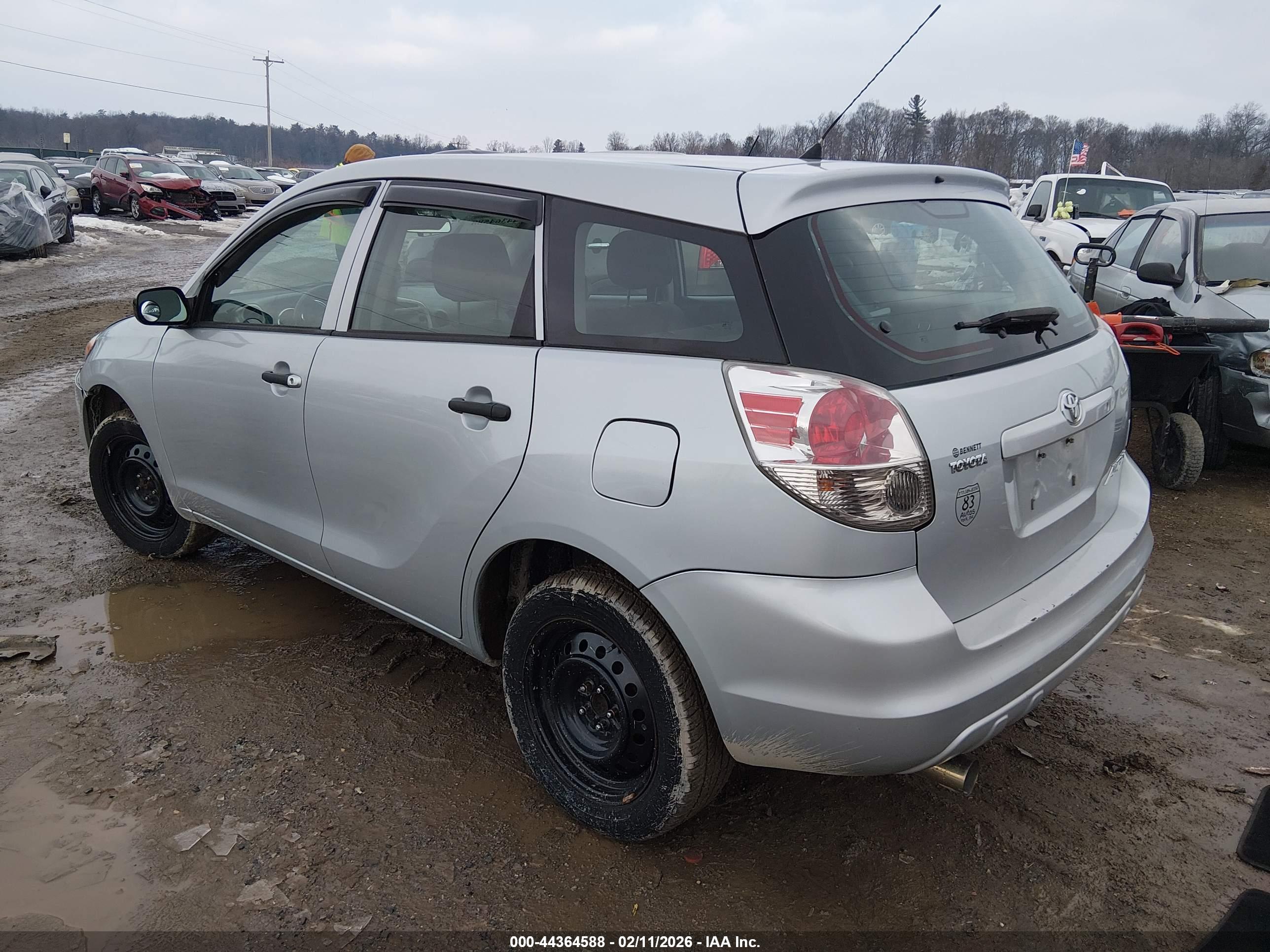 TOYOTA MATRIX image 3