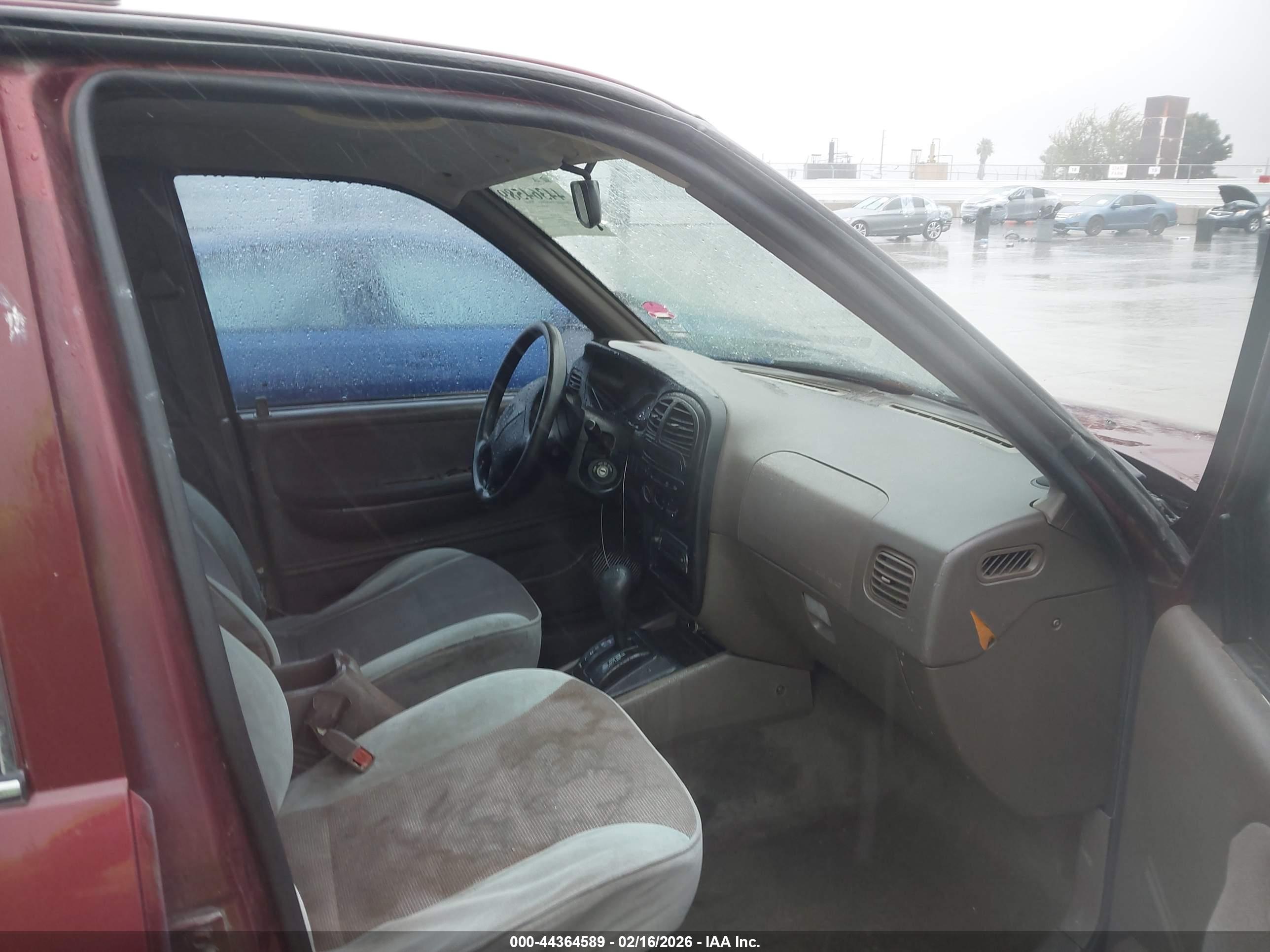 KIA SPORTAGE image 5