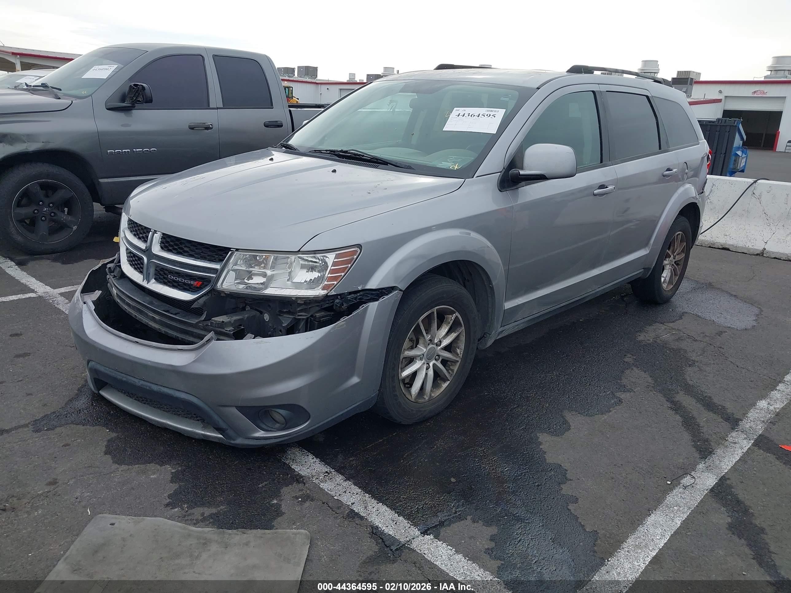DODGE JOURNEY image 2