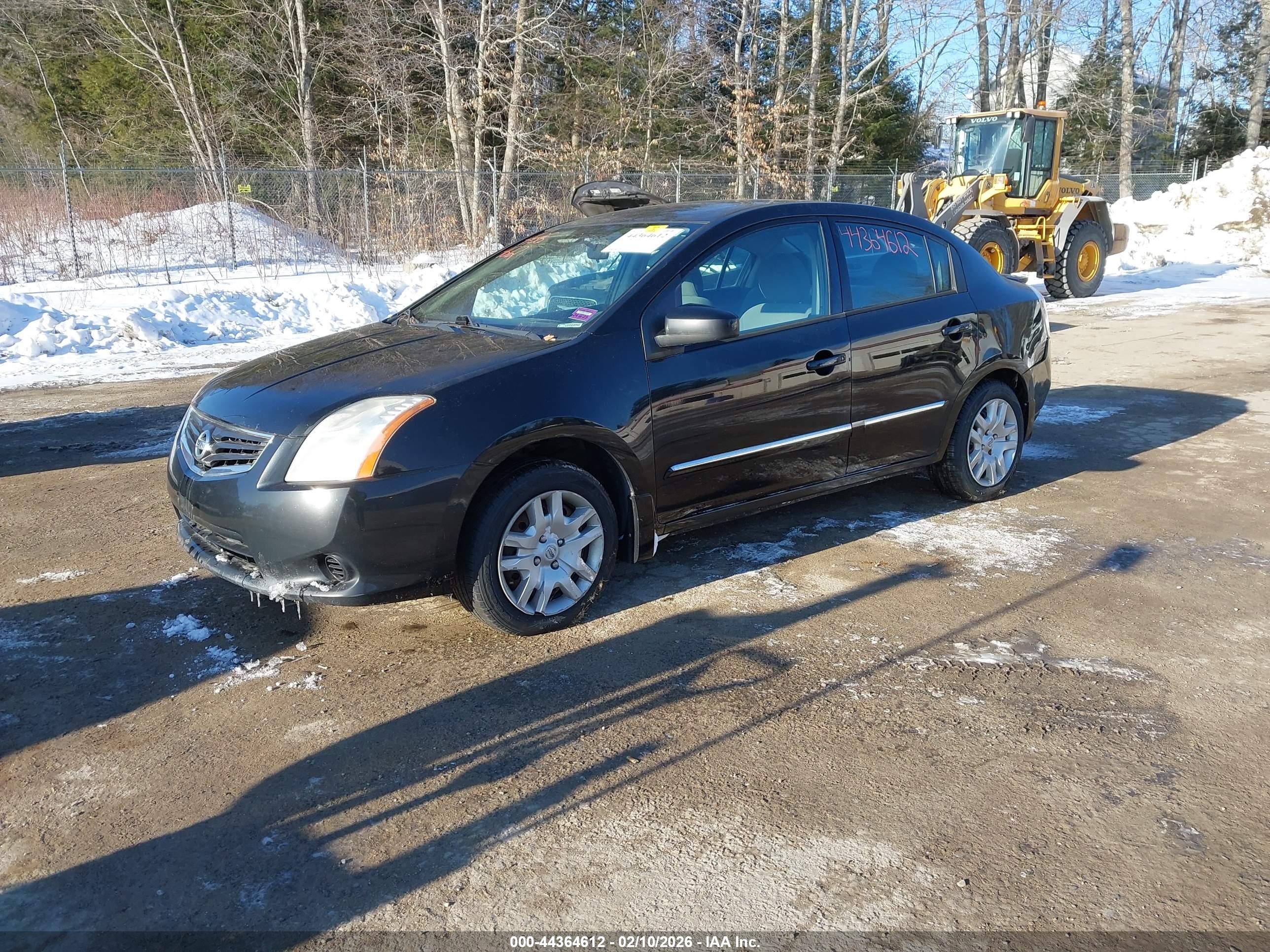NISSAN SENTRA image 2