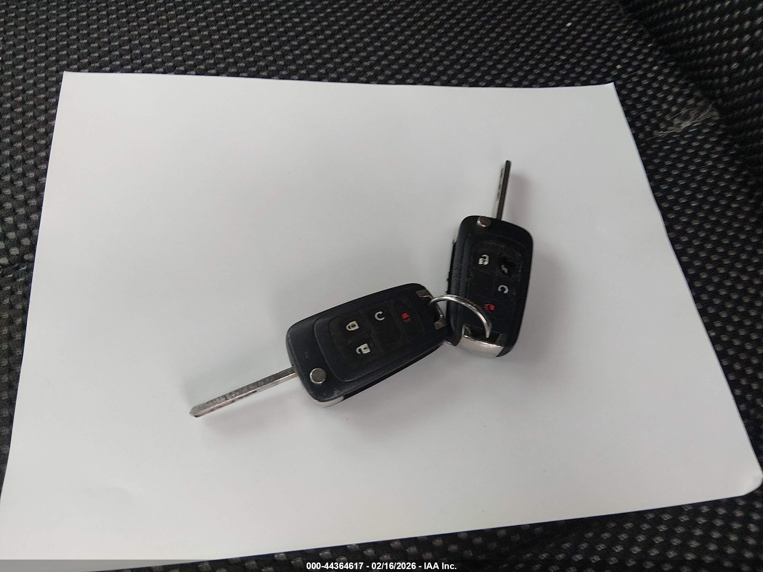 CHEVROLET EQUINOX image 11