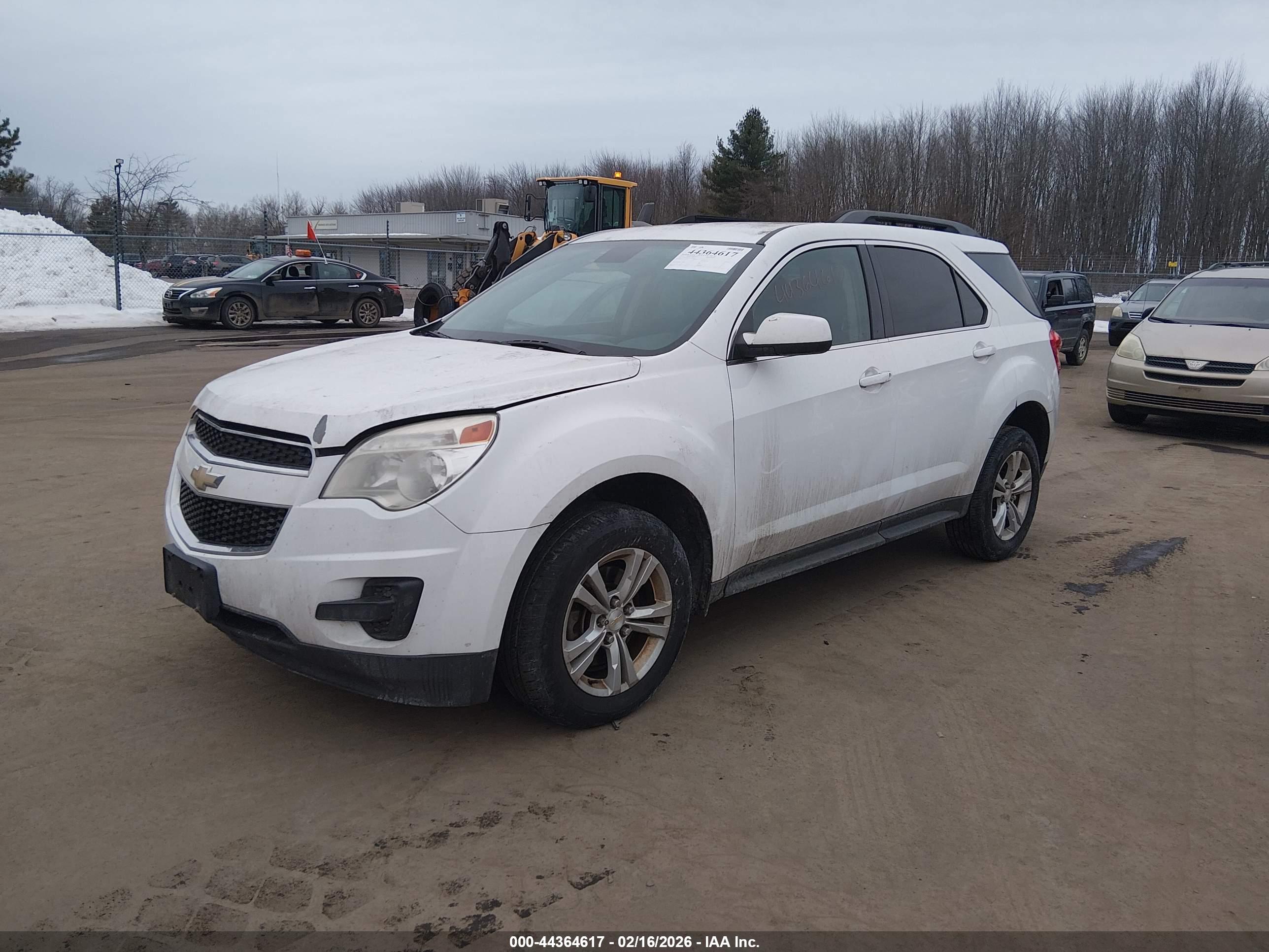 CHEVROLET EQUINOX image 2