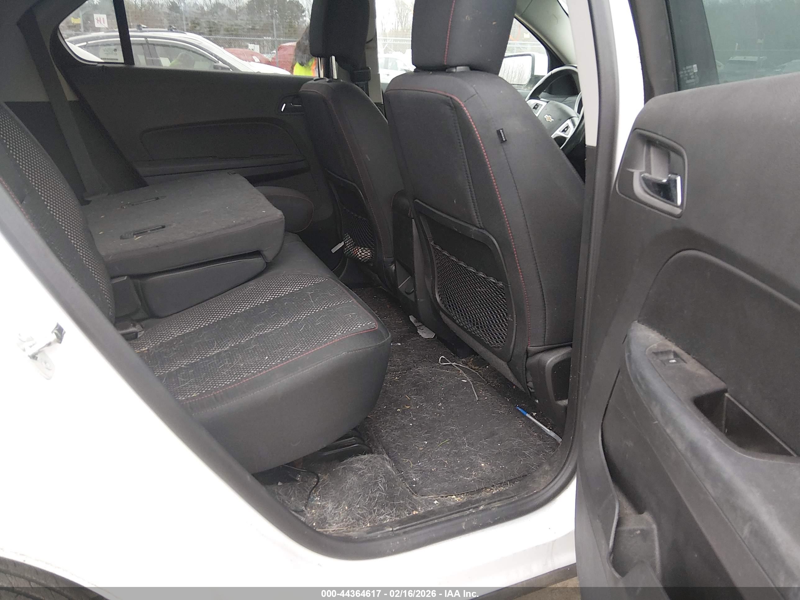 CHEVROLET EQUINOX image 8