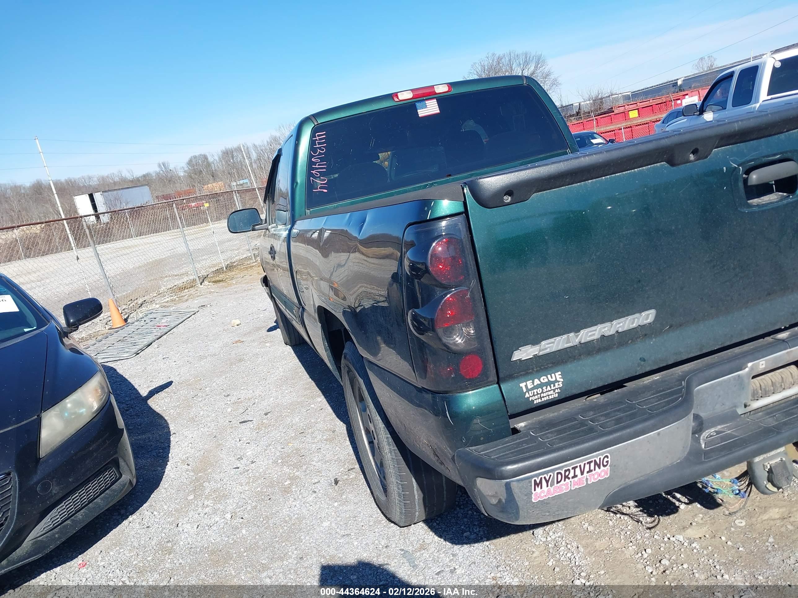 CHEVROLET SILVERADO image 3