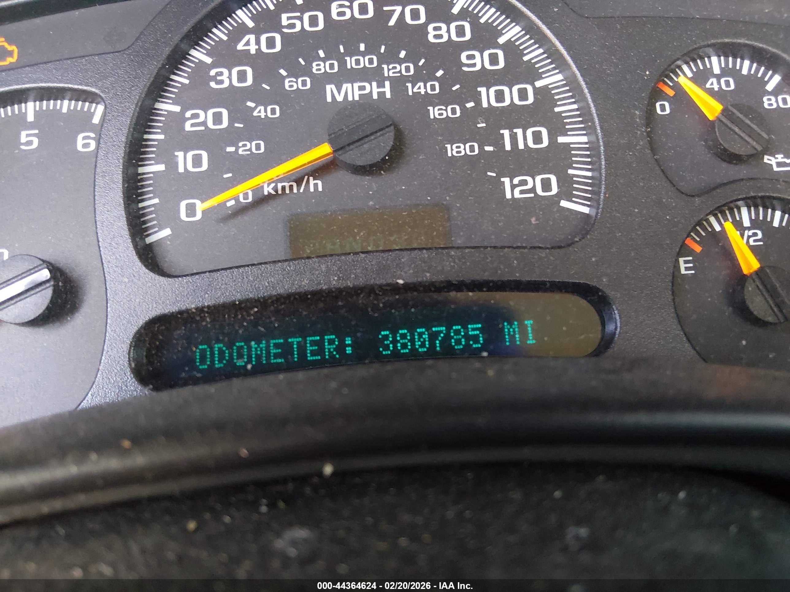 CHEVROLET SILVERADO image 7