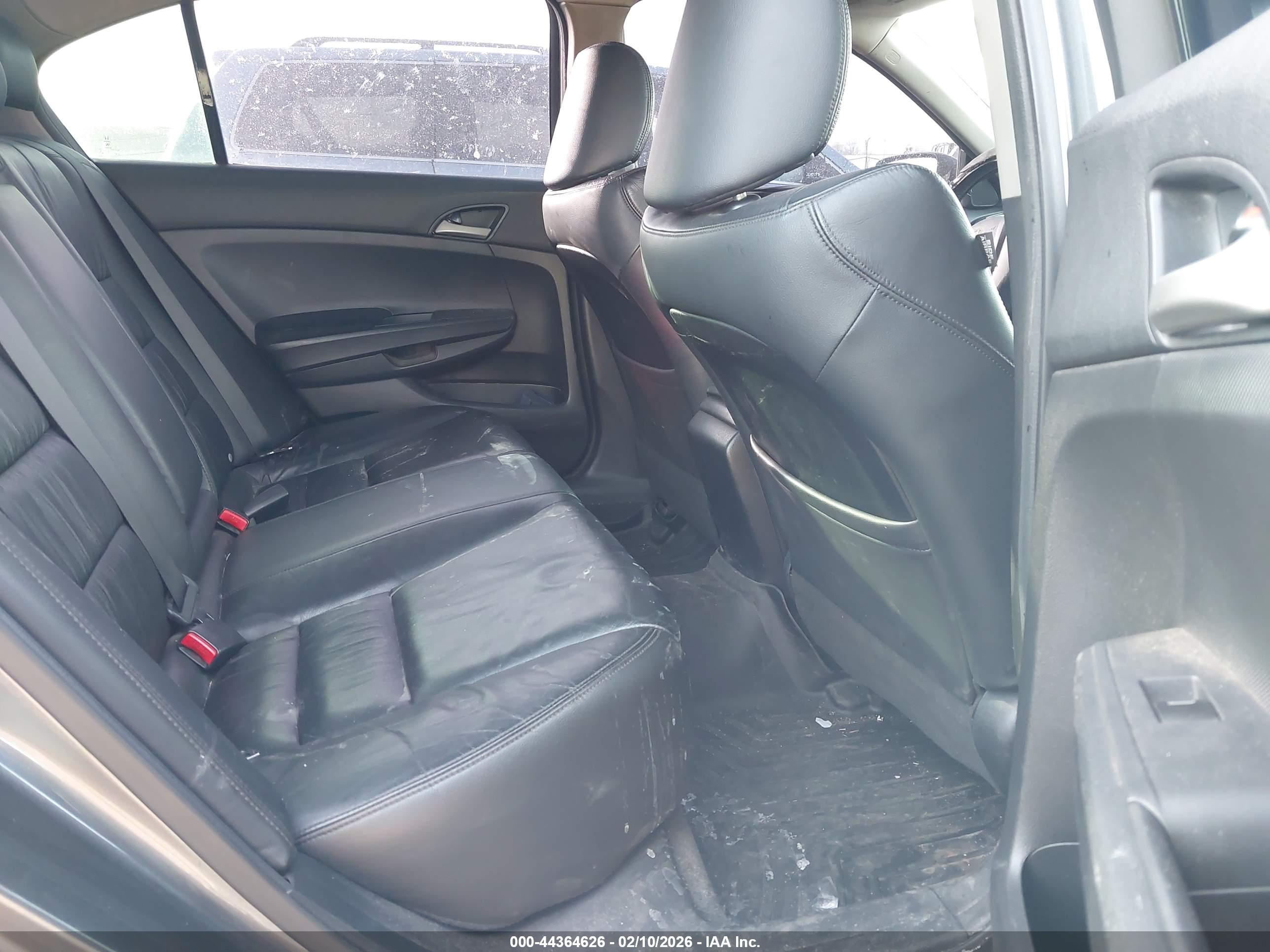 HONDA ACCORD image 8