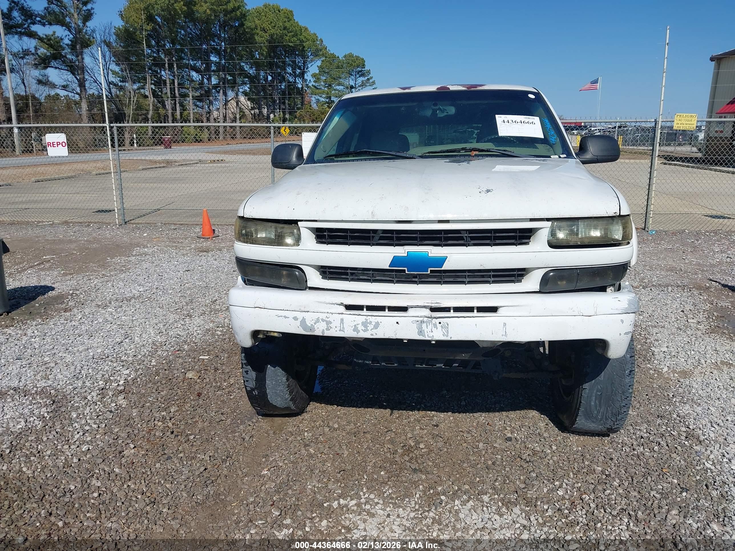 CHEVROLET TAHOE image 6
